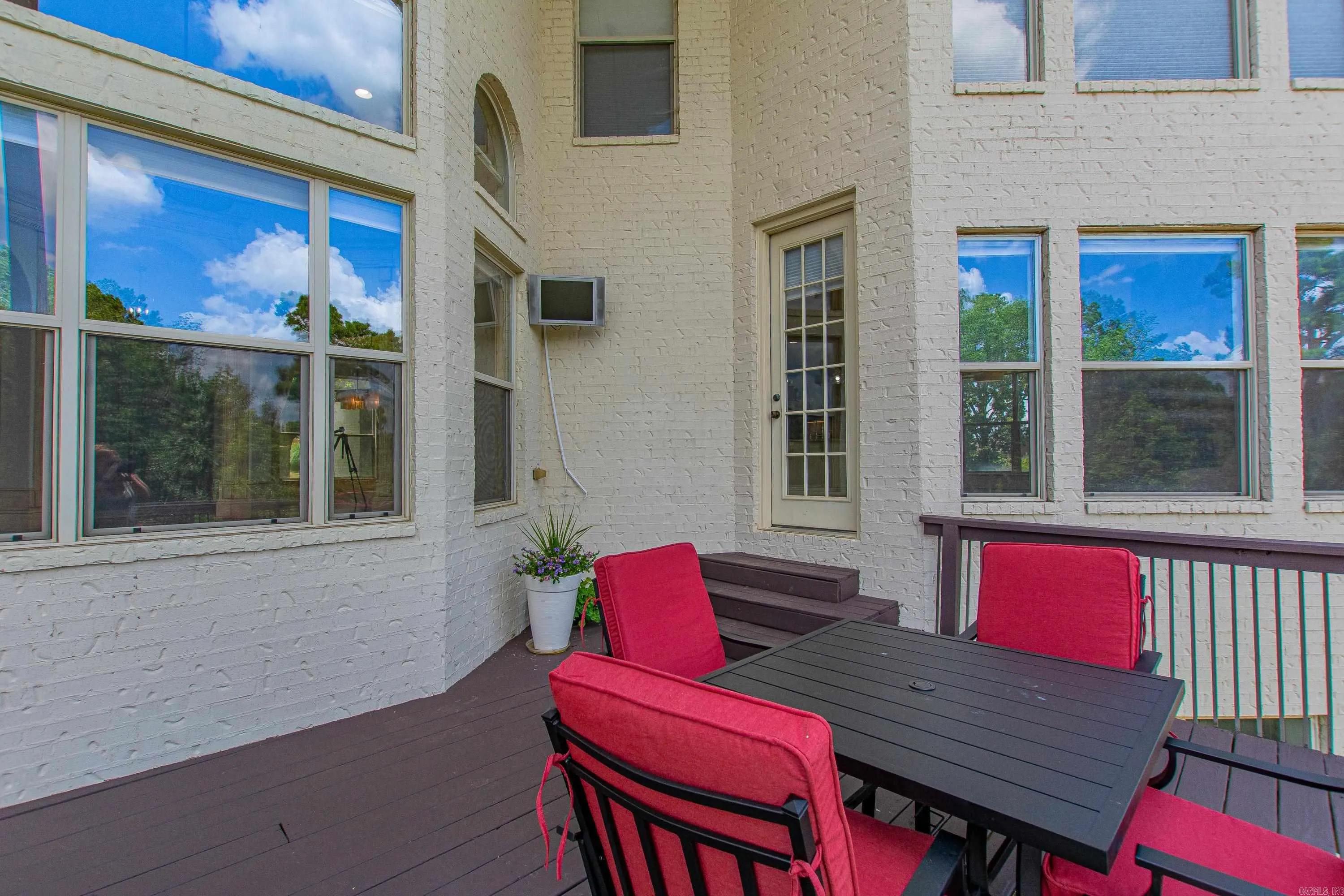 Little Rock, Arkansas 72207, United States, 4 Bedrooms Bedrooms, ,5 BathroomsBathrooms,Residential,Active,175780