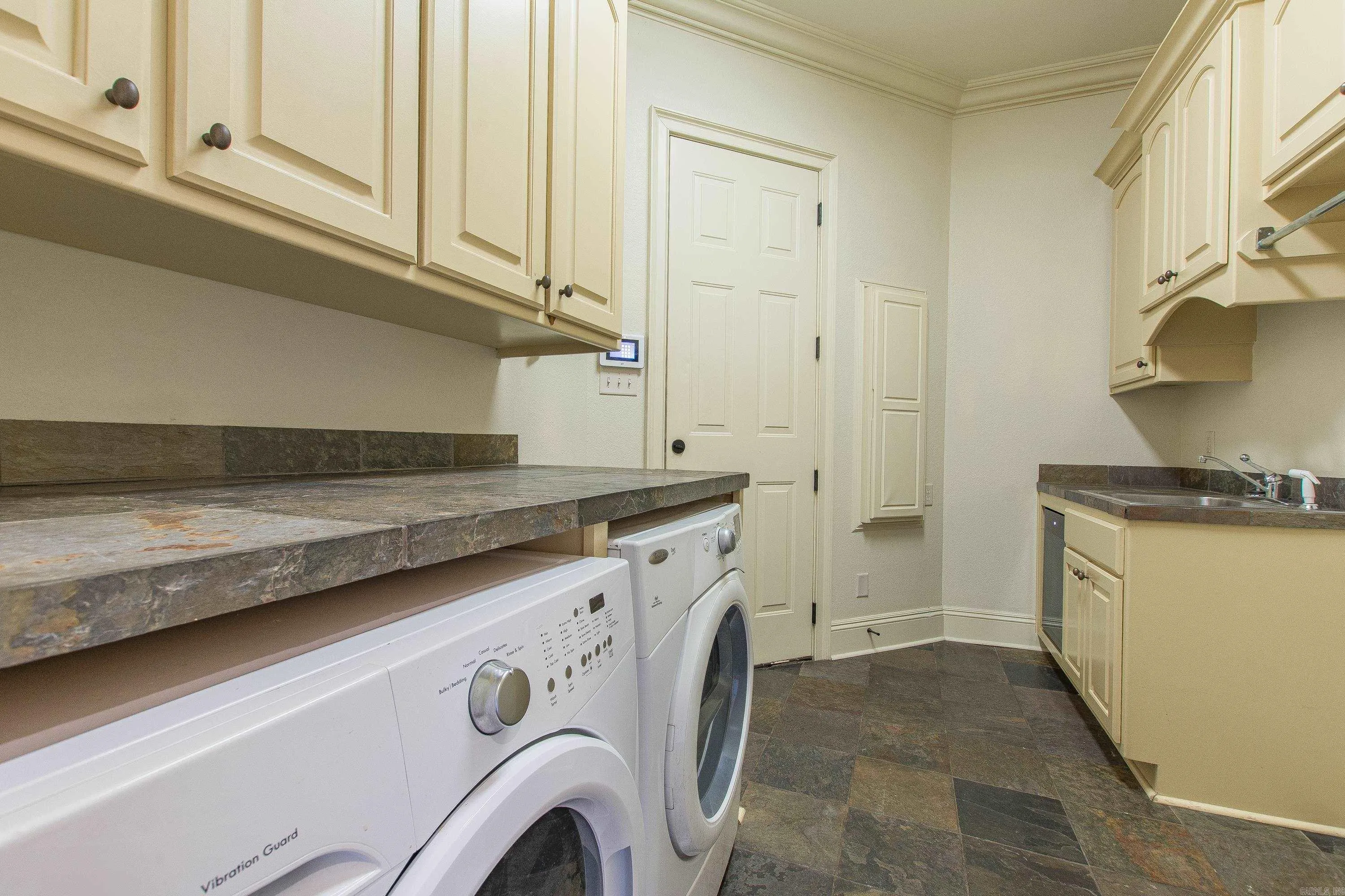 Little Rock, Arkansas 72207, United States, 4 Bedrooms Bedrooms, ,5 BathroomsBathrooms,Residential,Active,175780