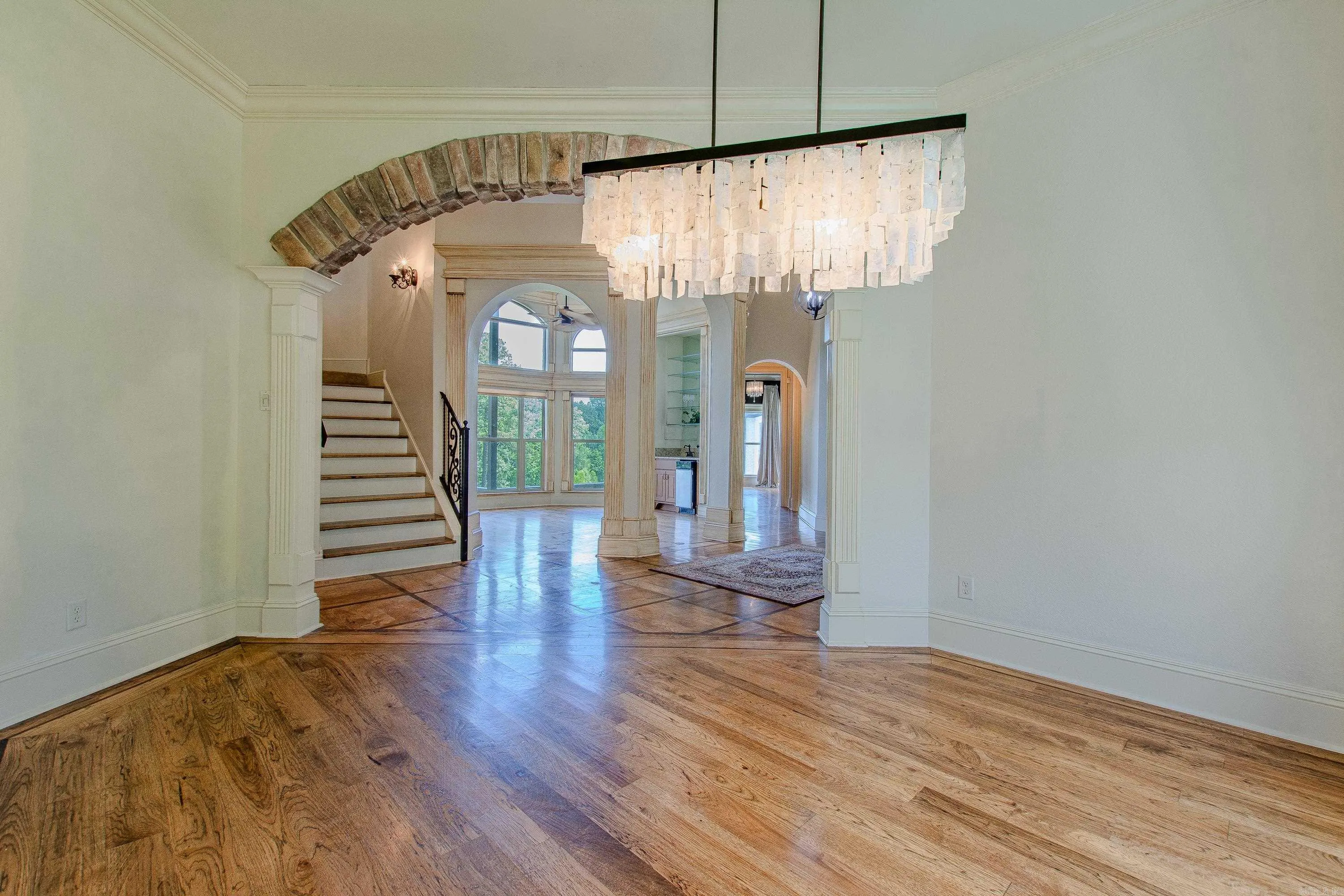 Little Rock, Arkansas 72207, United States, 4 Bedrooms Bedrooms, ,5 BathroomsBathrooms,Residential,Active,175780