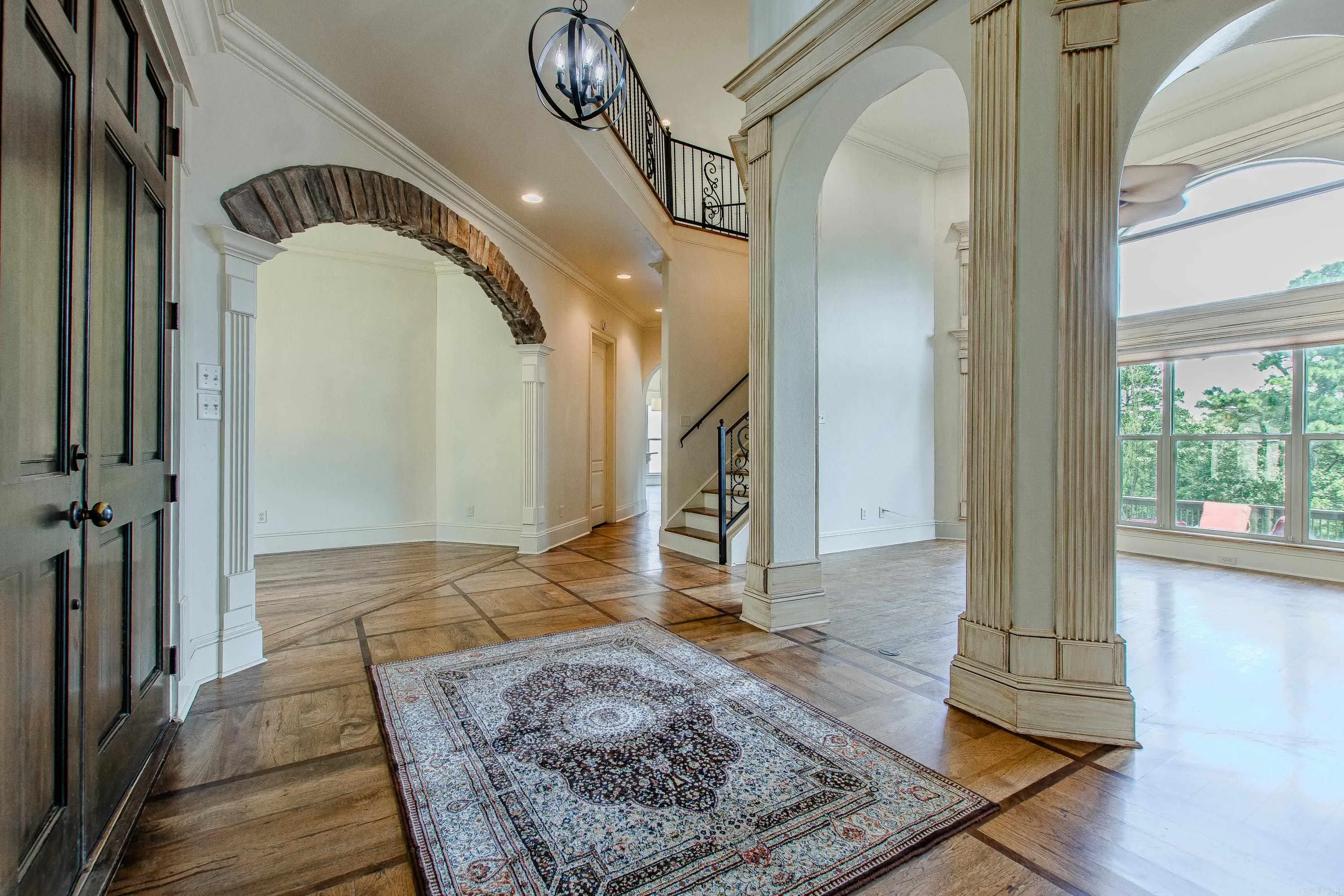 Little Rock, Arkansas 72207, United States, 4 Bedrooms Bedrooms, ,5 BathroomsBathrooms,Residential,Active,175780