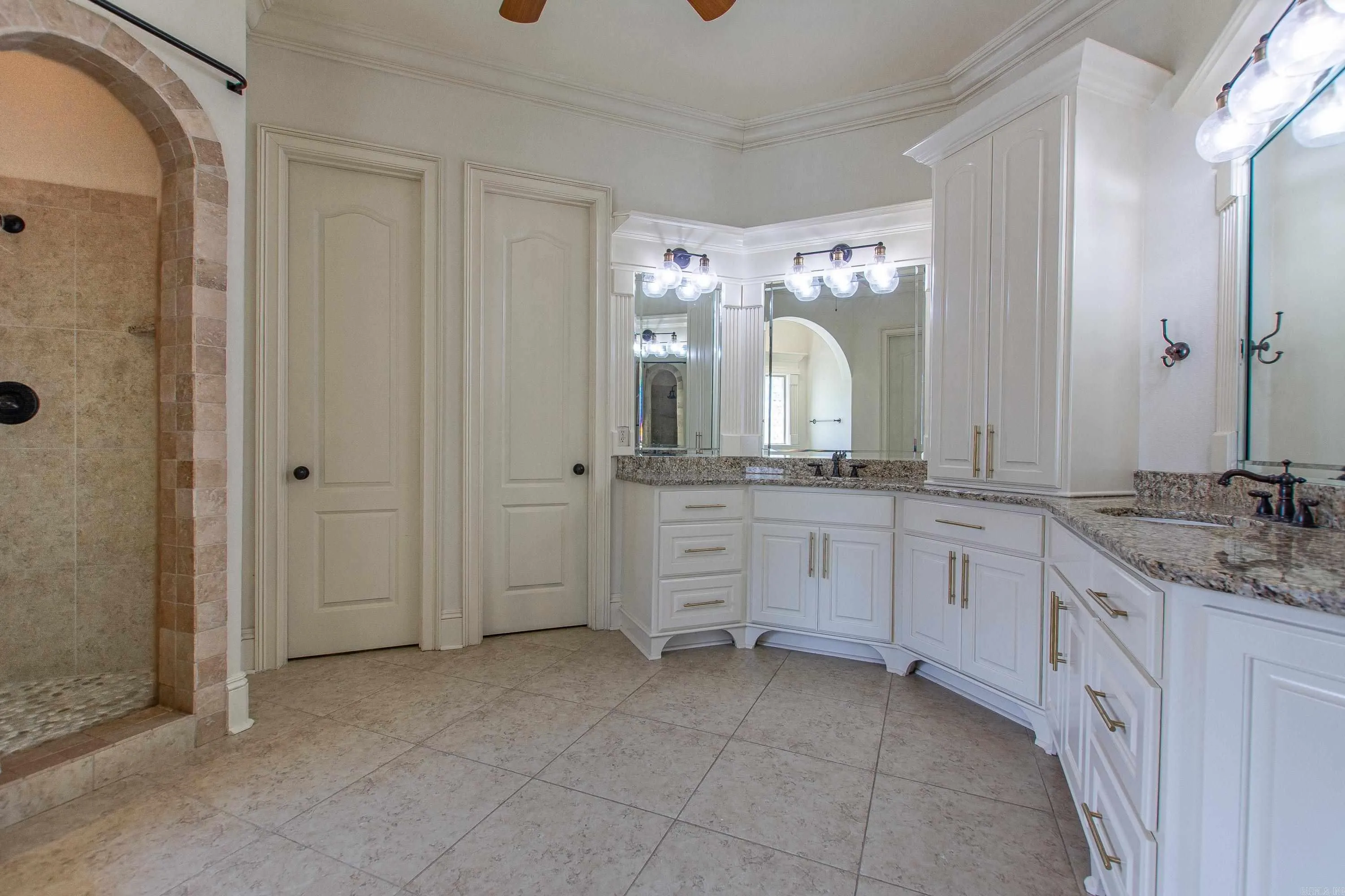 Little Rock, Arkansas 72207, United States, 4 Bedrooms Bedrooms, ,5 BathroomsBathrooms,Residential,Active,175780