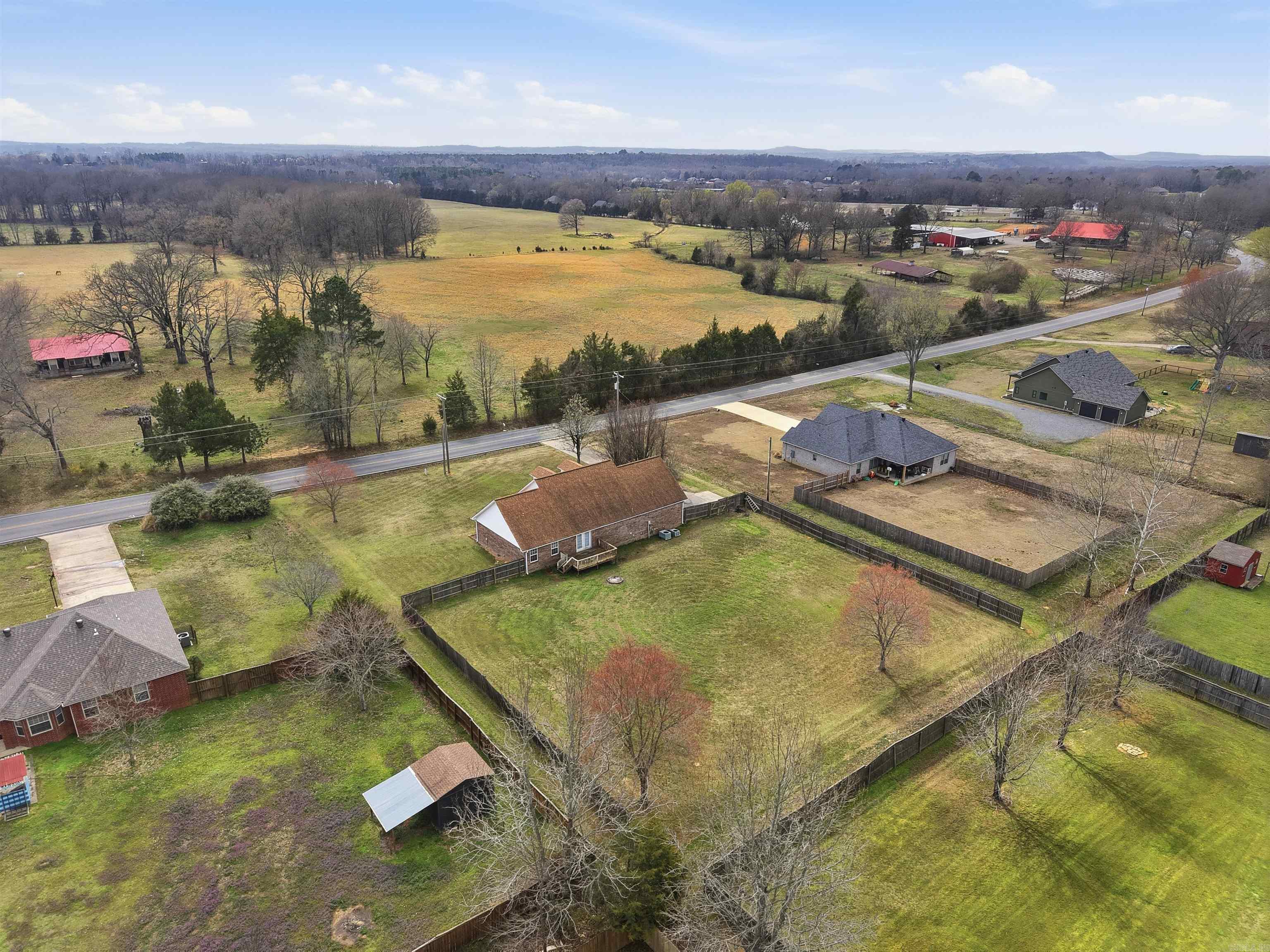 CORNERSTONE NORTH - Residential