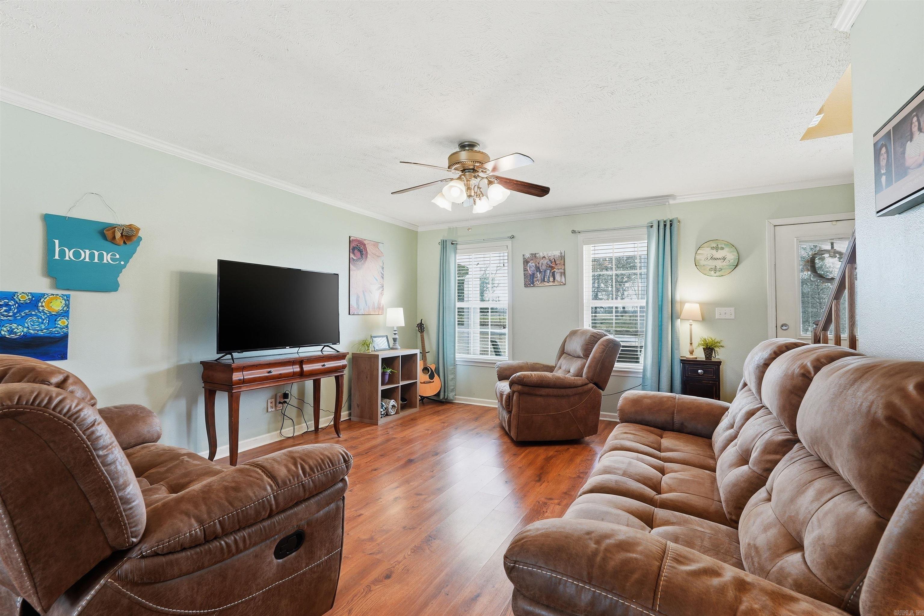 CORNERSTONE NORTH - Residential