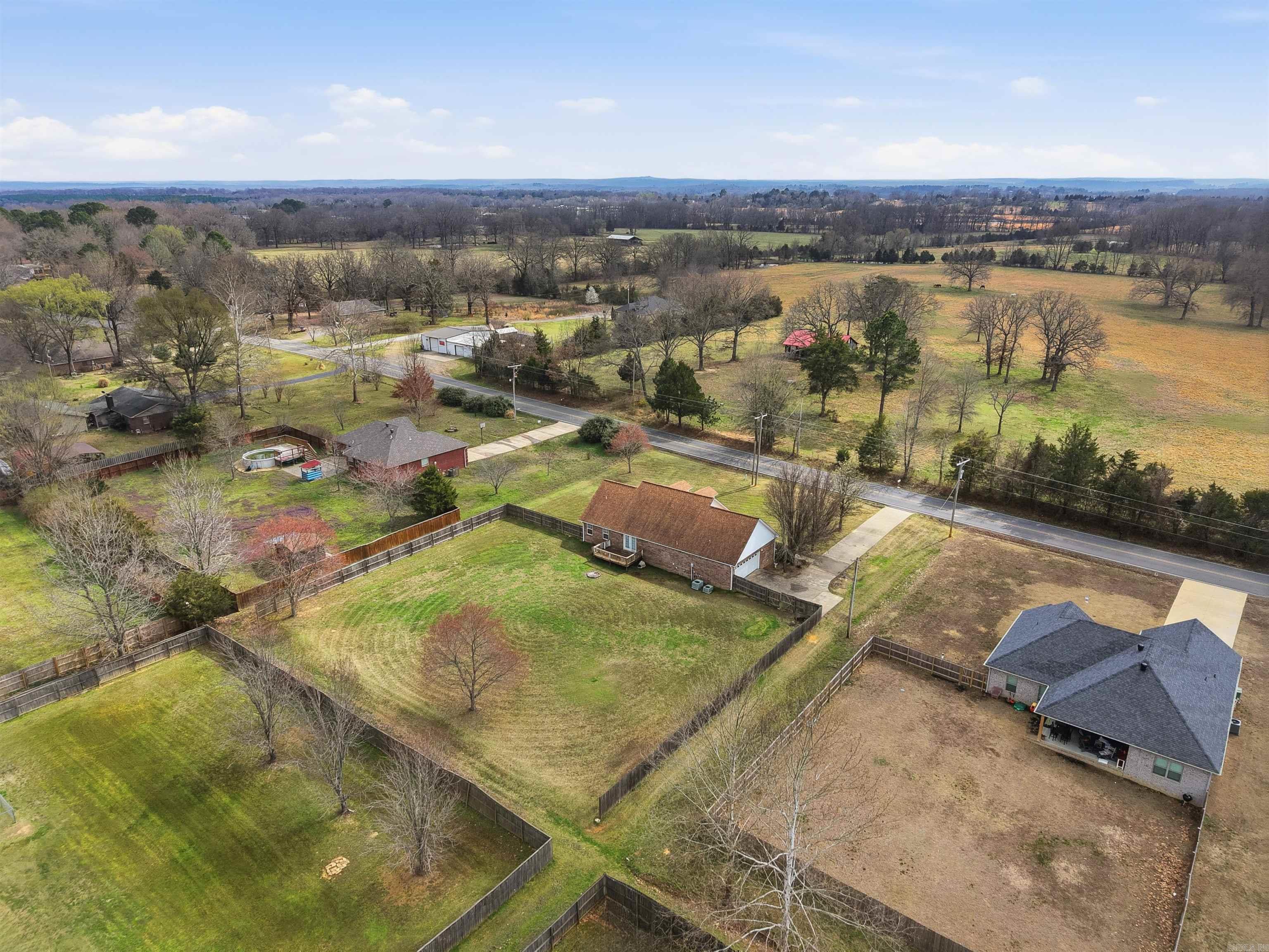 CORNERSTONE NORTH - Residential