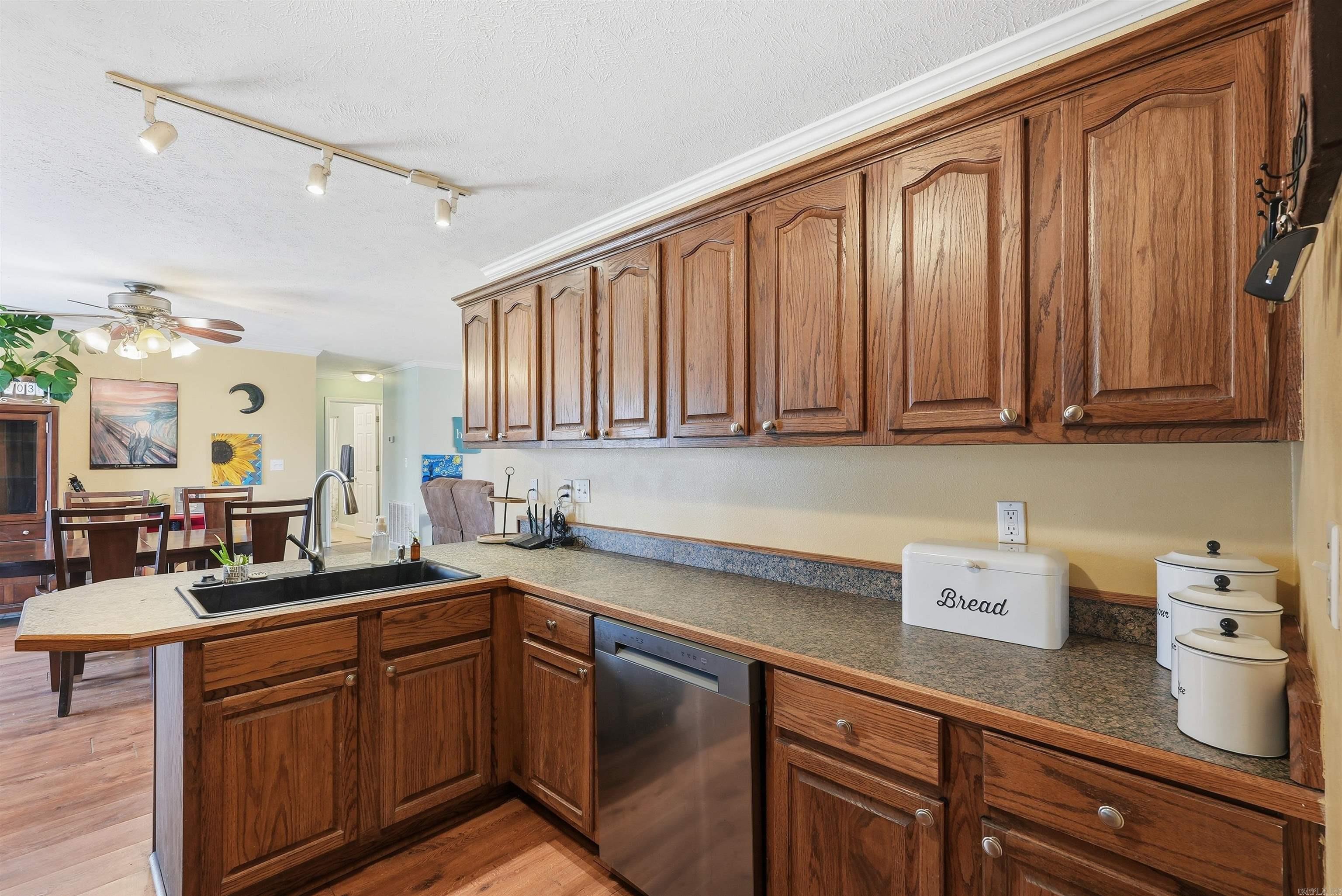 CORNERSTONE NORTH - Residential