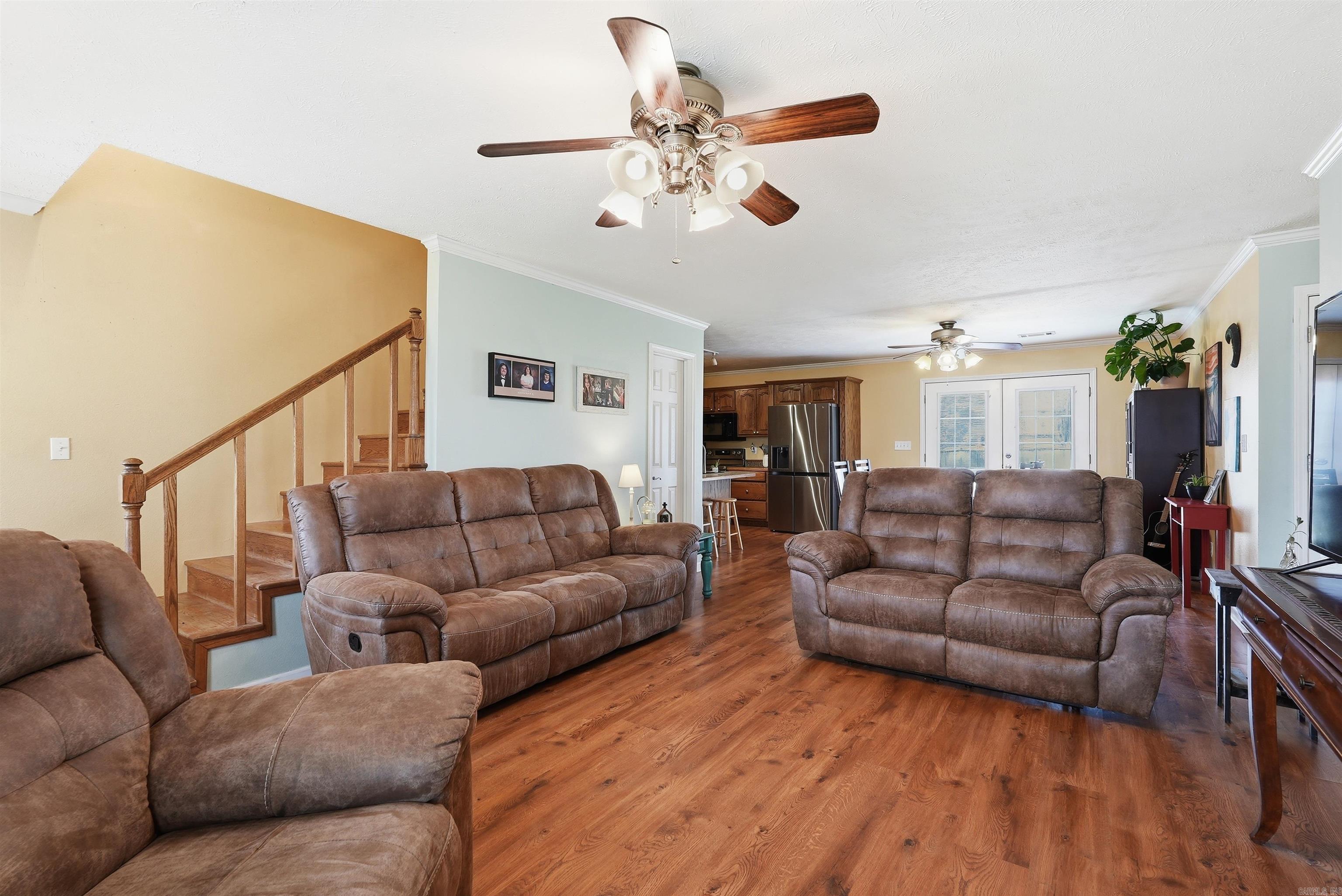 CORNERSTONE NORTH - Residential