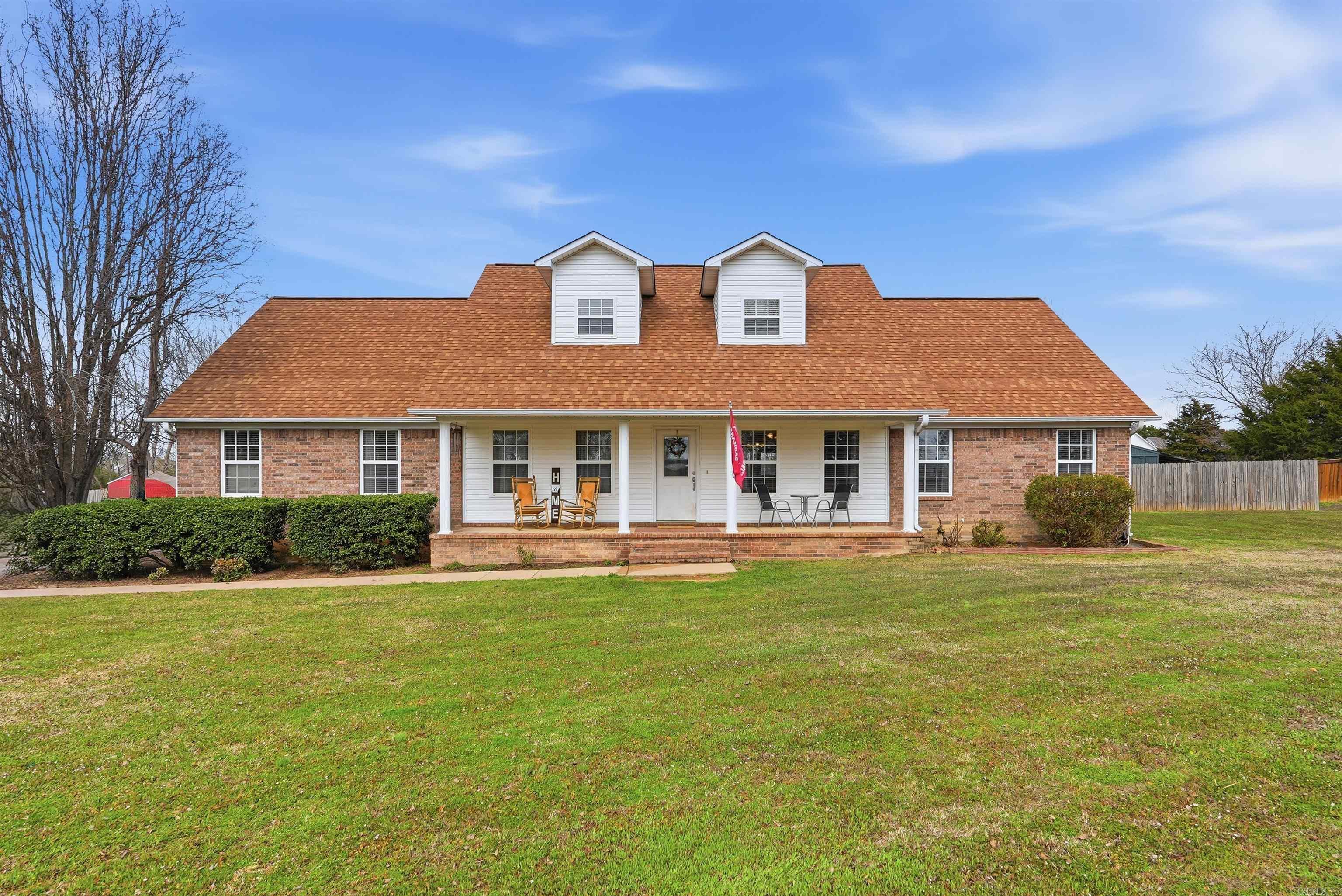 CORNERSTONE NORTH - Residential