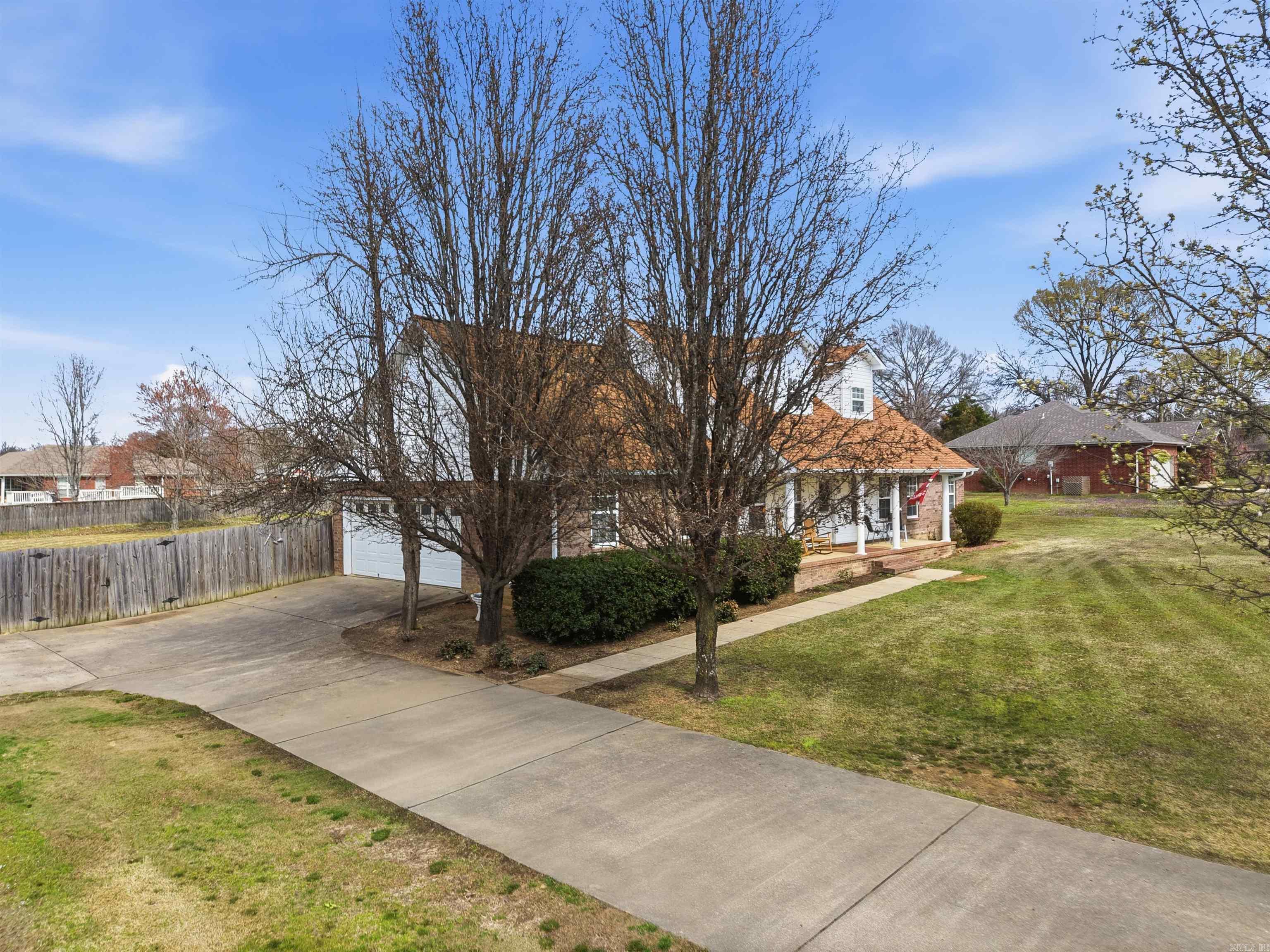 CORNERSTONE NORTH - Residential