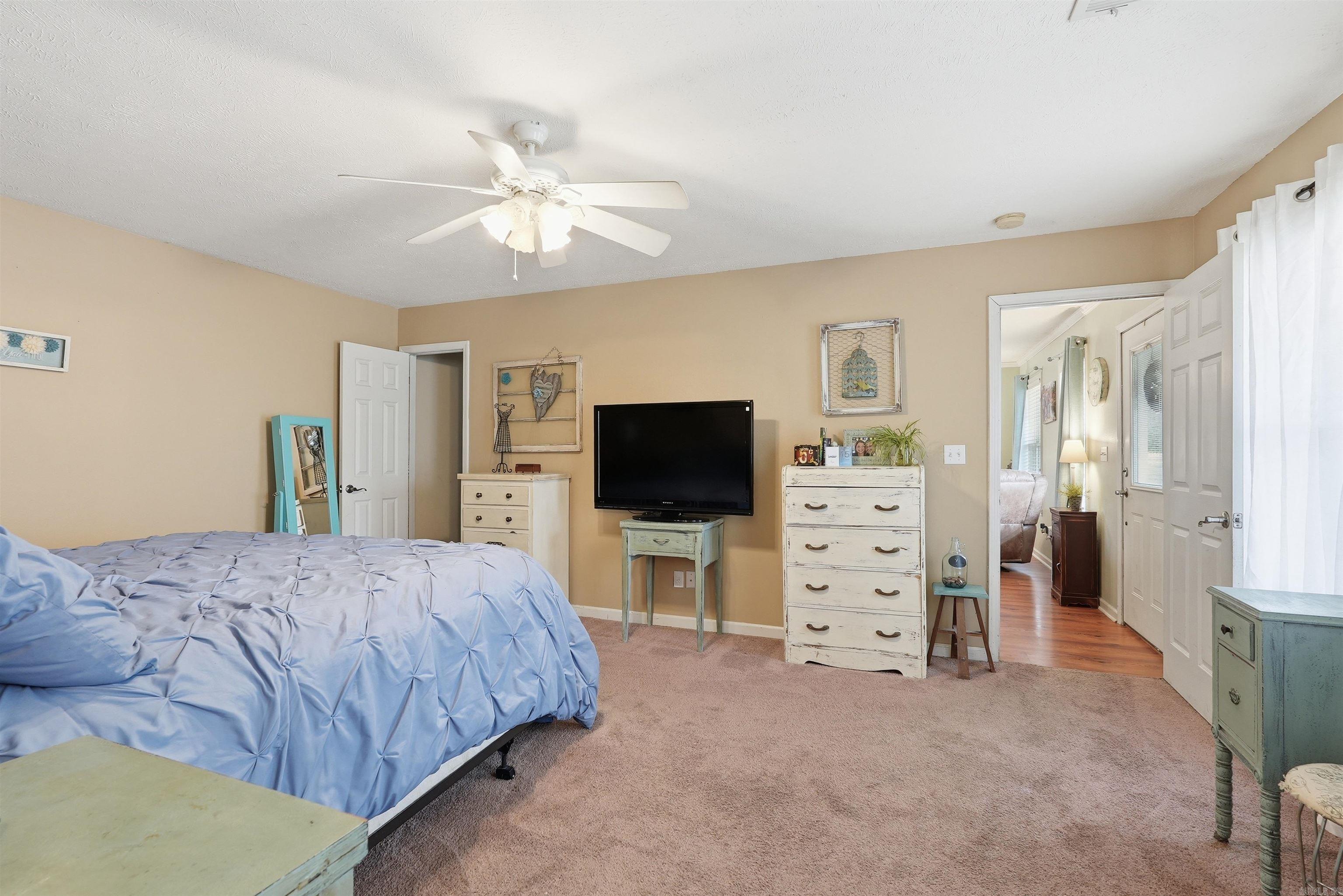 CORNERSTONE NORTH - Residential