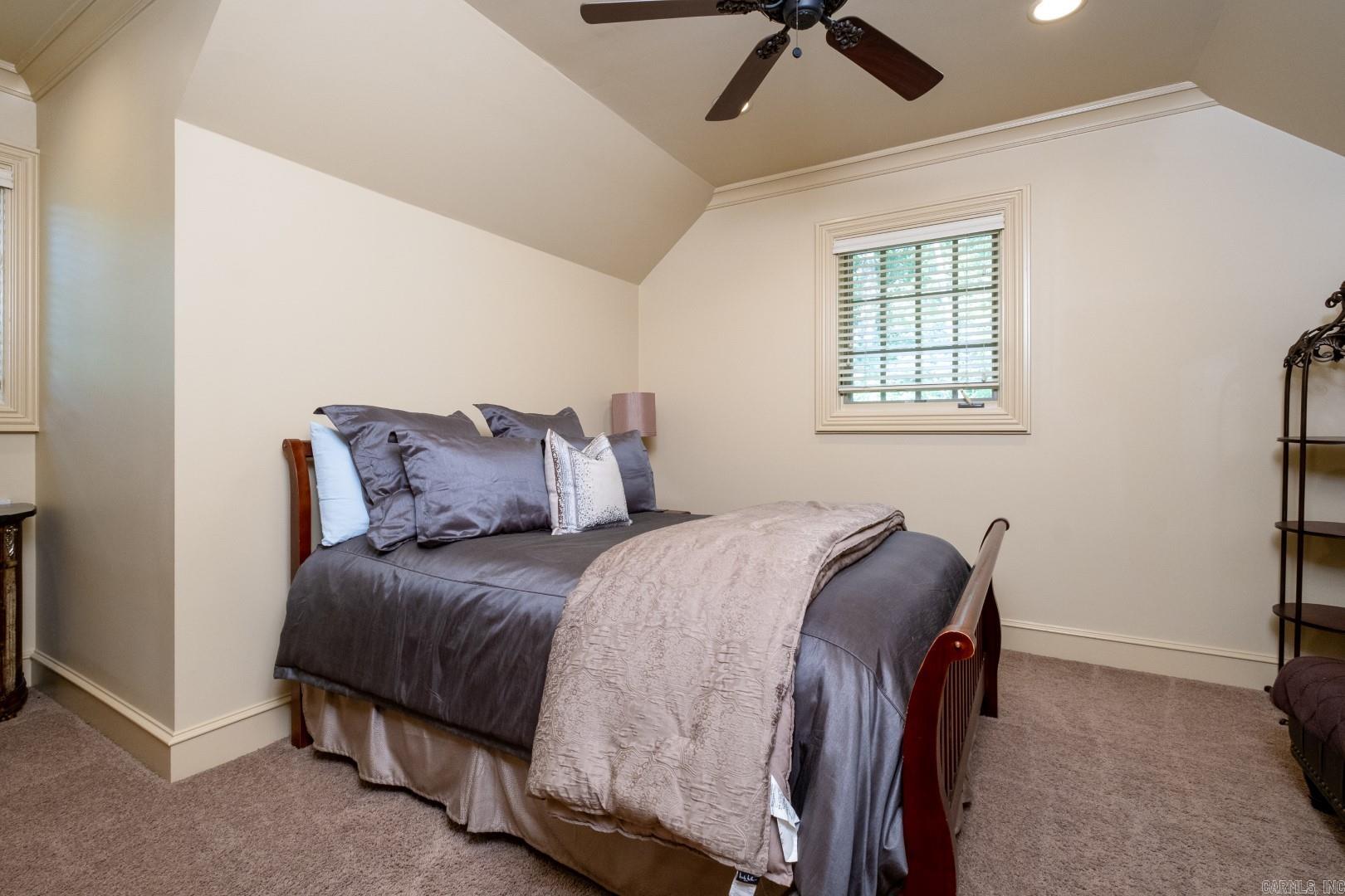 CHENAL DOWNS - Residential