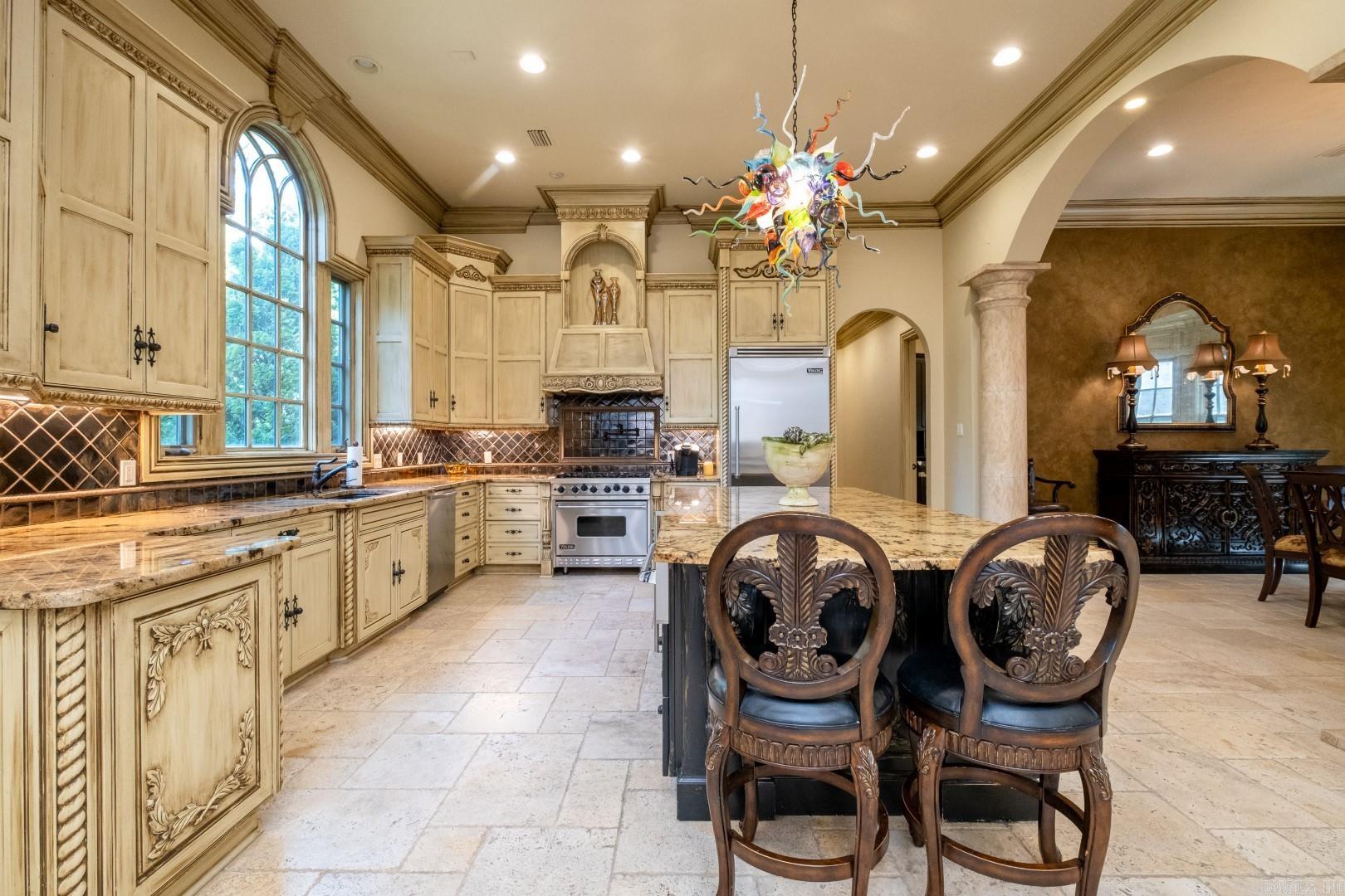 CHENAL DOWNS - Residential