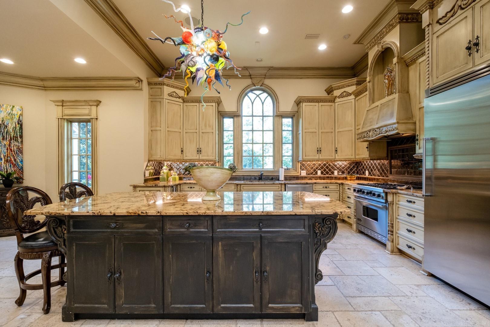 CHENAL DOWNS - Residential