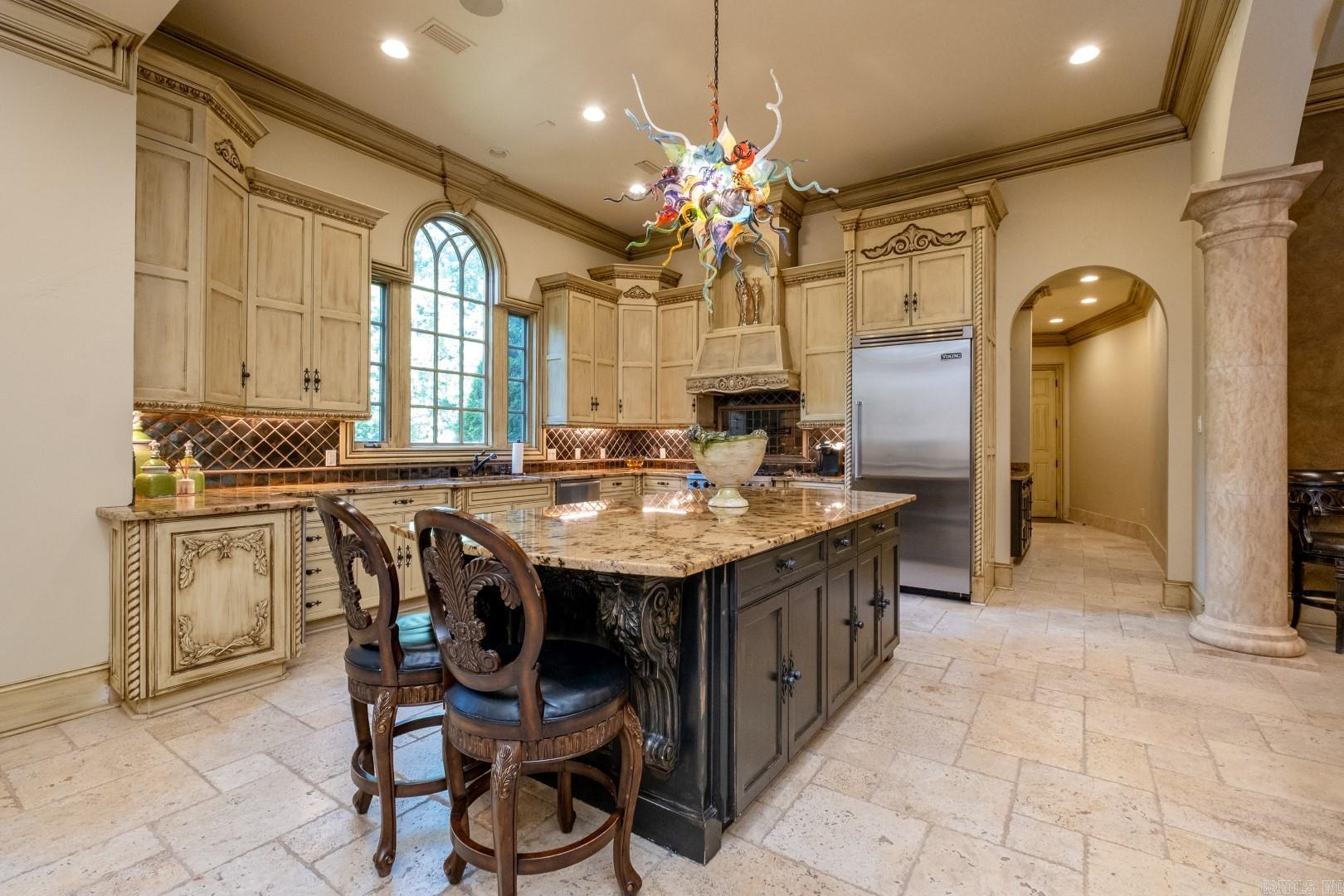 CHENAL DOWNS - Residential