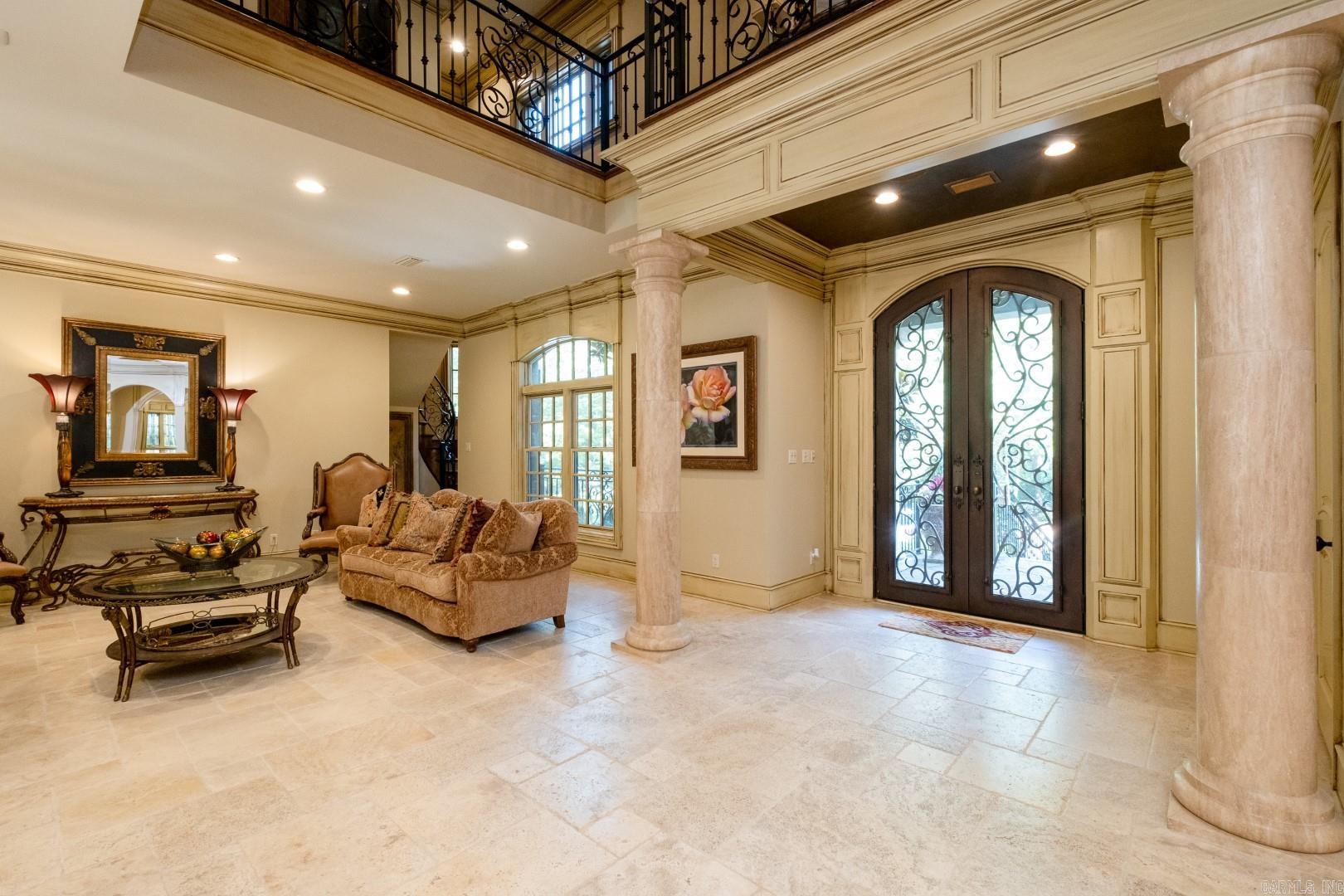 CHENAL DOWNS - Residential