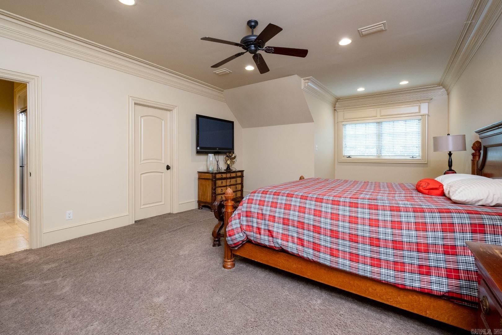 CHENAL DOWNS - Residential