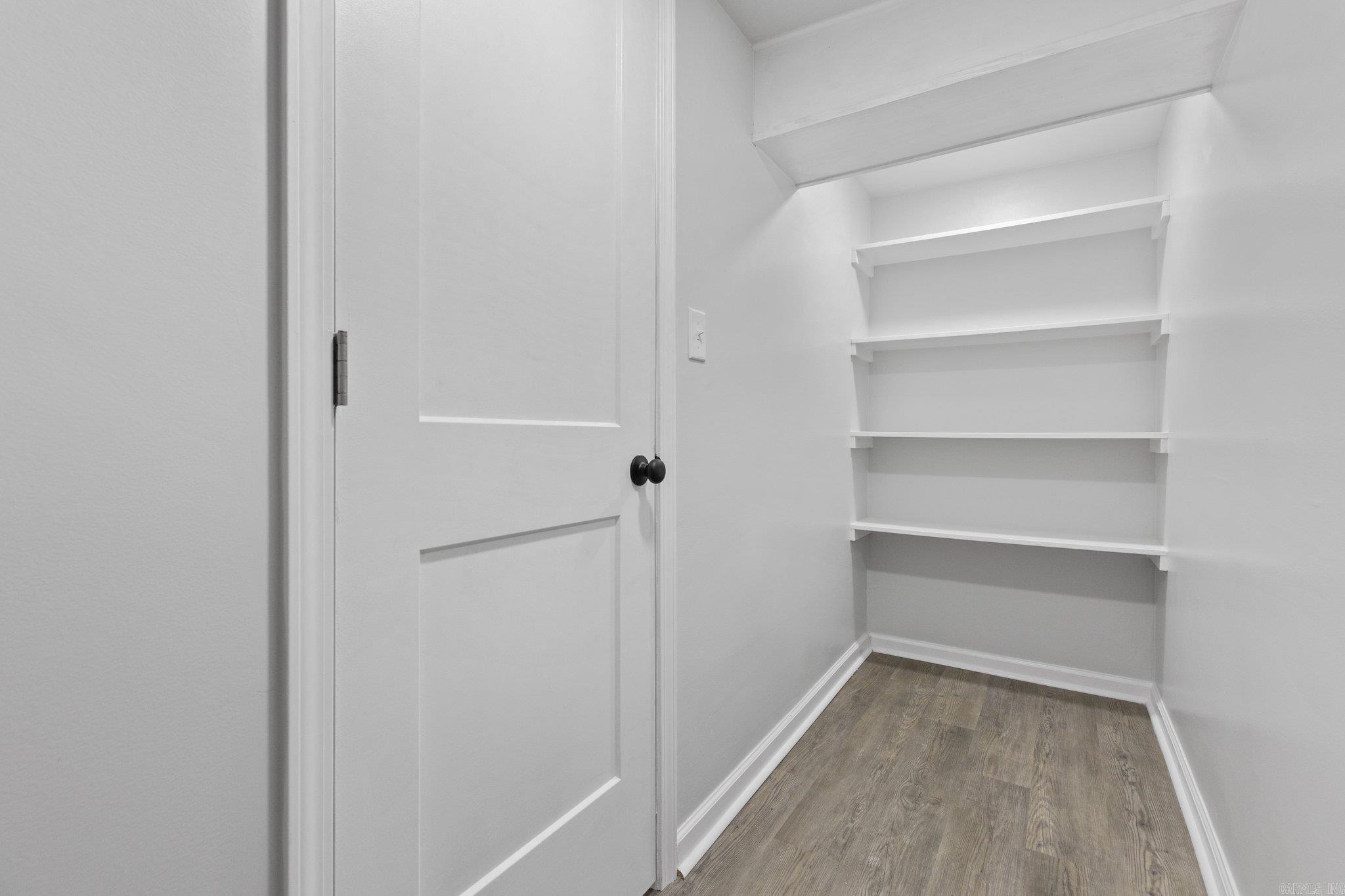 HILLSIDE - Residential