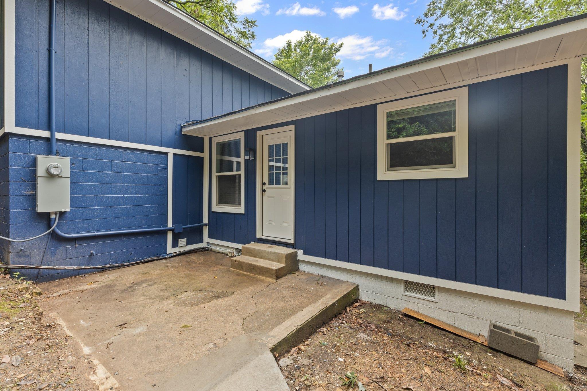 HILLSIDE - Residential