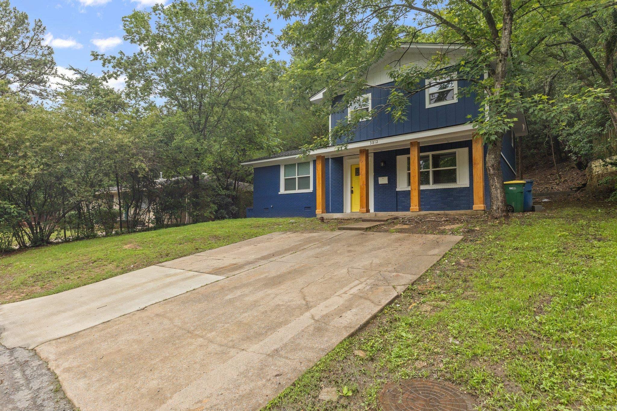 HILLSIDE - Residential