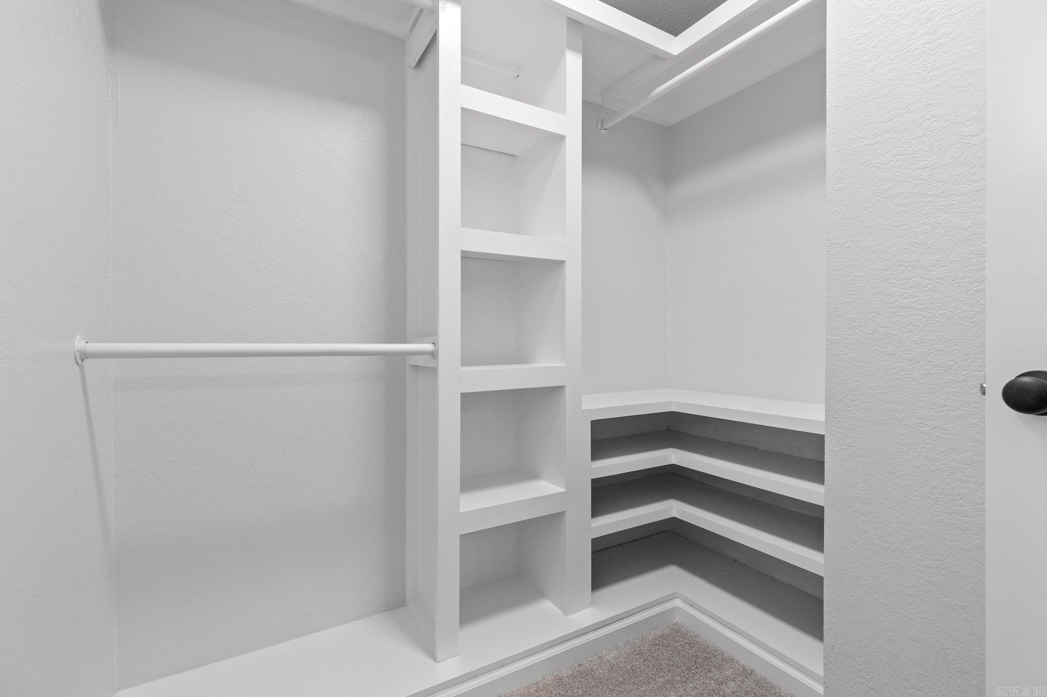 HILLSIDE - Residential