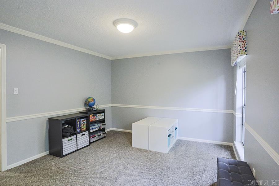 MARLOWE MANOR - Residential