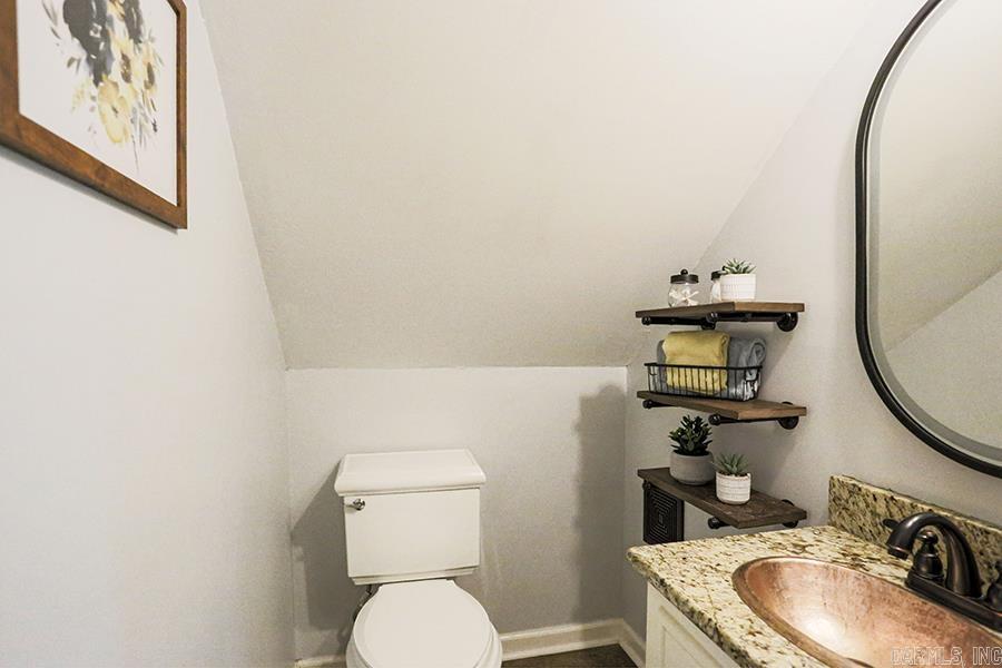 MARLOWE MANOR - Residential