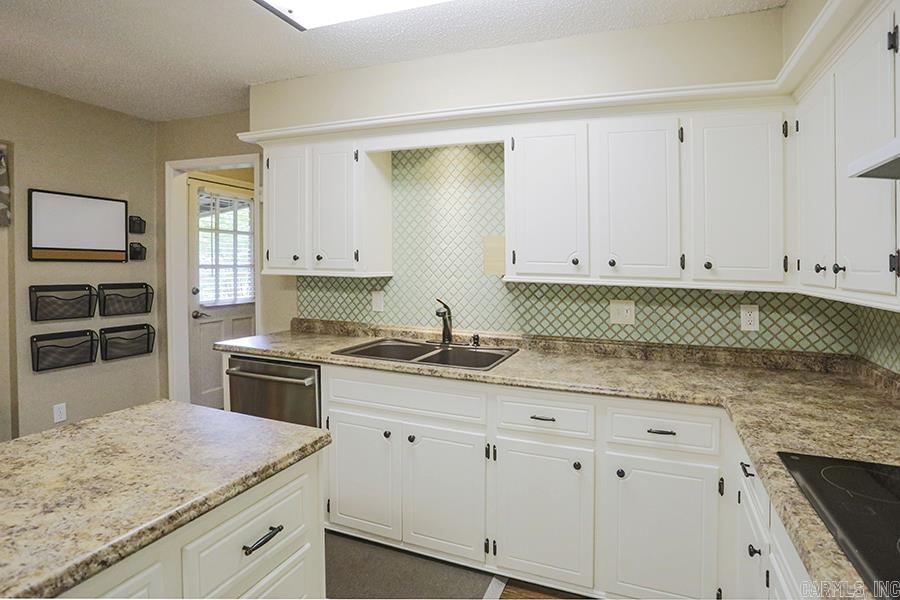 MARLOWE MANOR - Residential