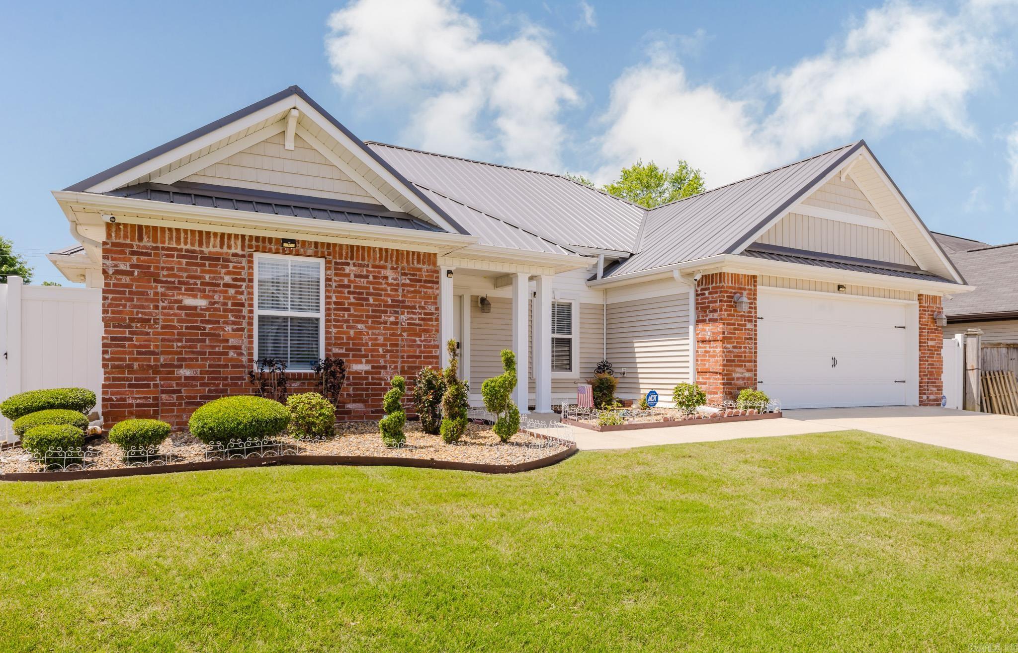 RICHLAND HILLS - Residential