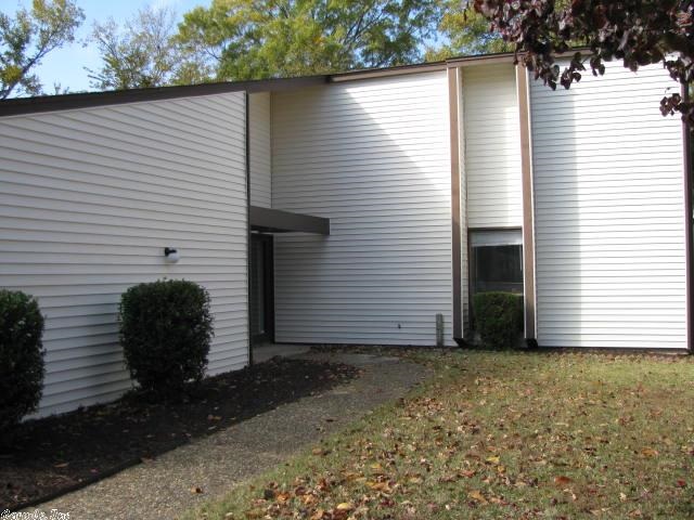 STONEWALL - Residential