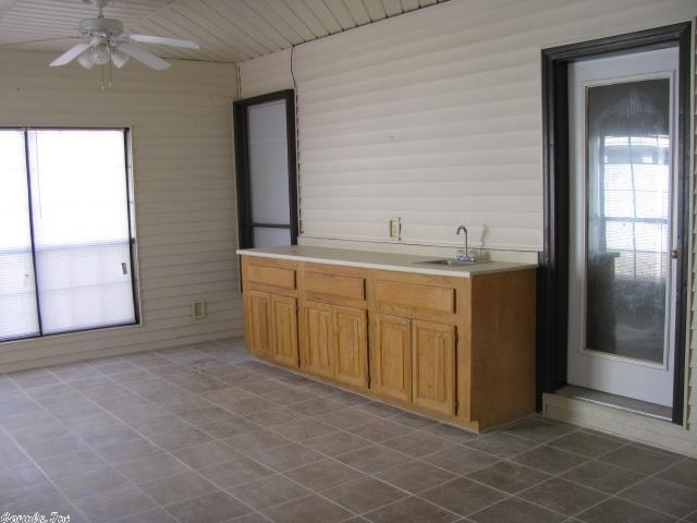 STONEWALL - Residential