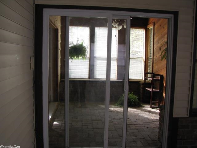 STONEWALL - Residential