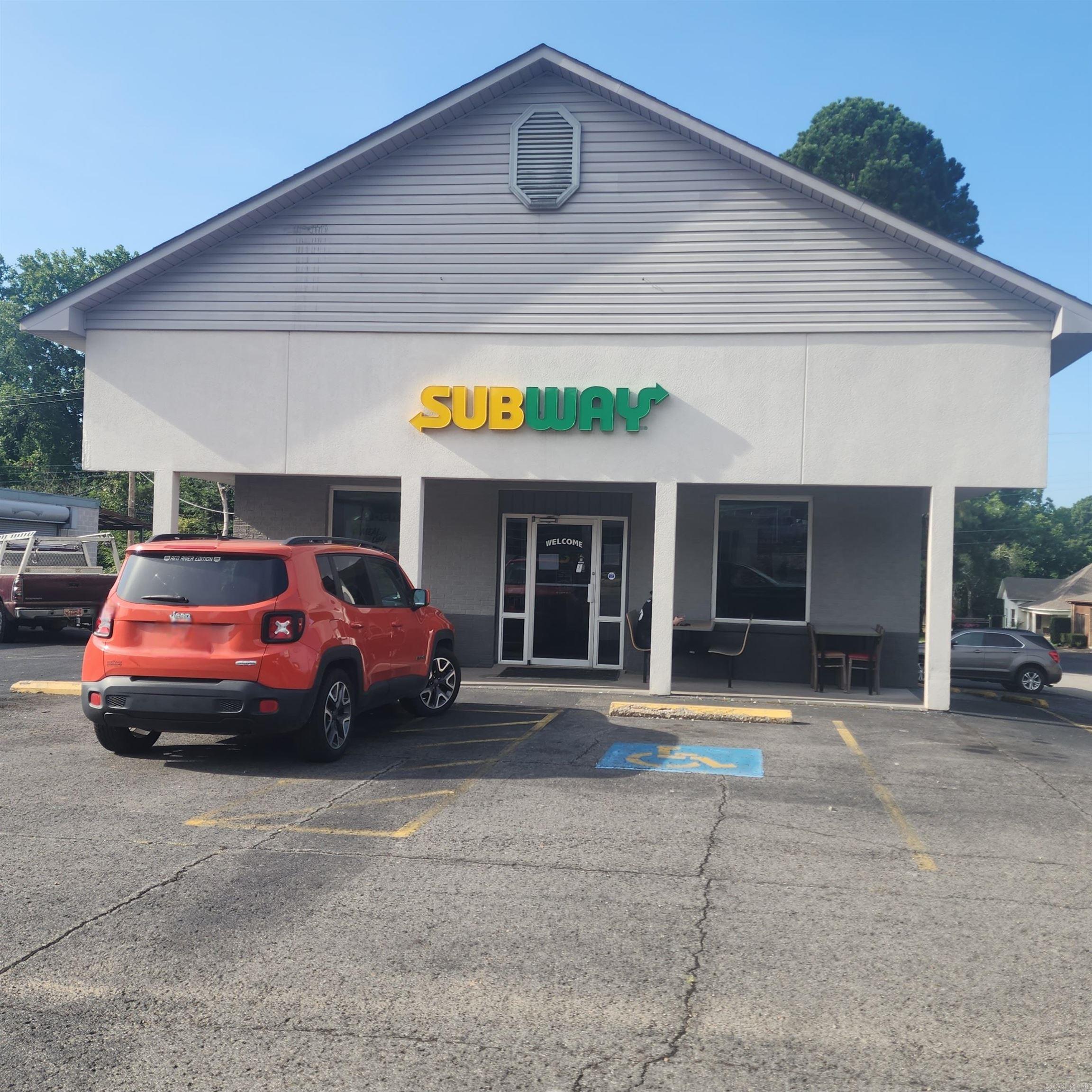 Downtown Heber Springs priced at appraised value with Tenant in place but no lease in place. There is a large office in the back of building with a full bath that was added in 2009.