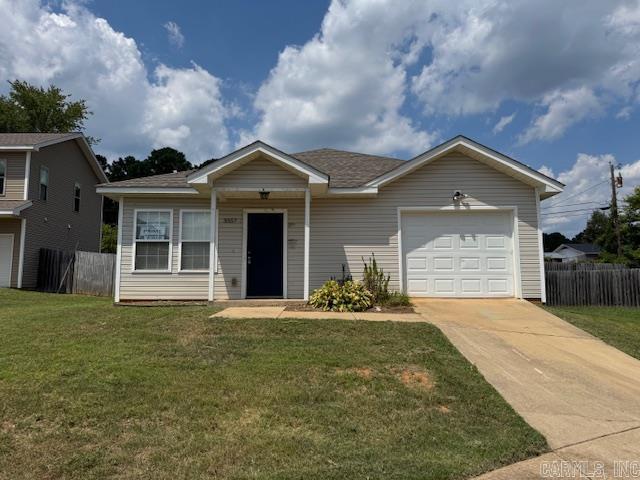 Super cute home built in 2015. It is located in Benton, and it has 3 bedrooms, 2 baths. The apx sq. ft. is 1290.
