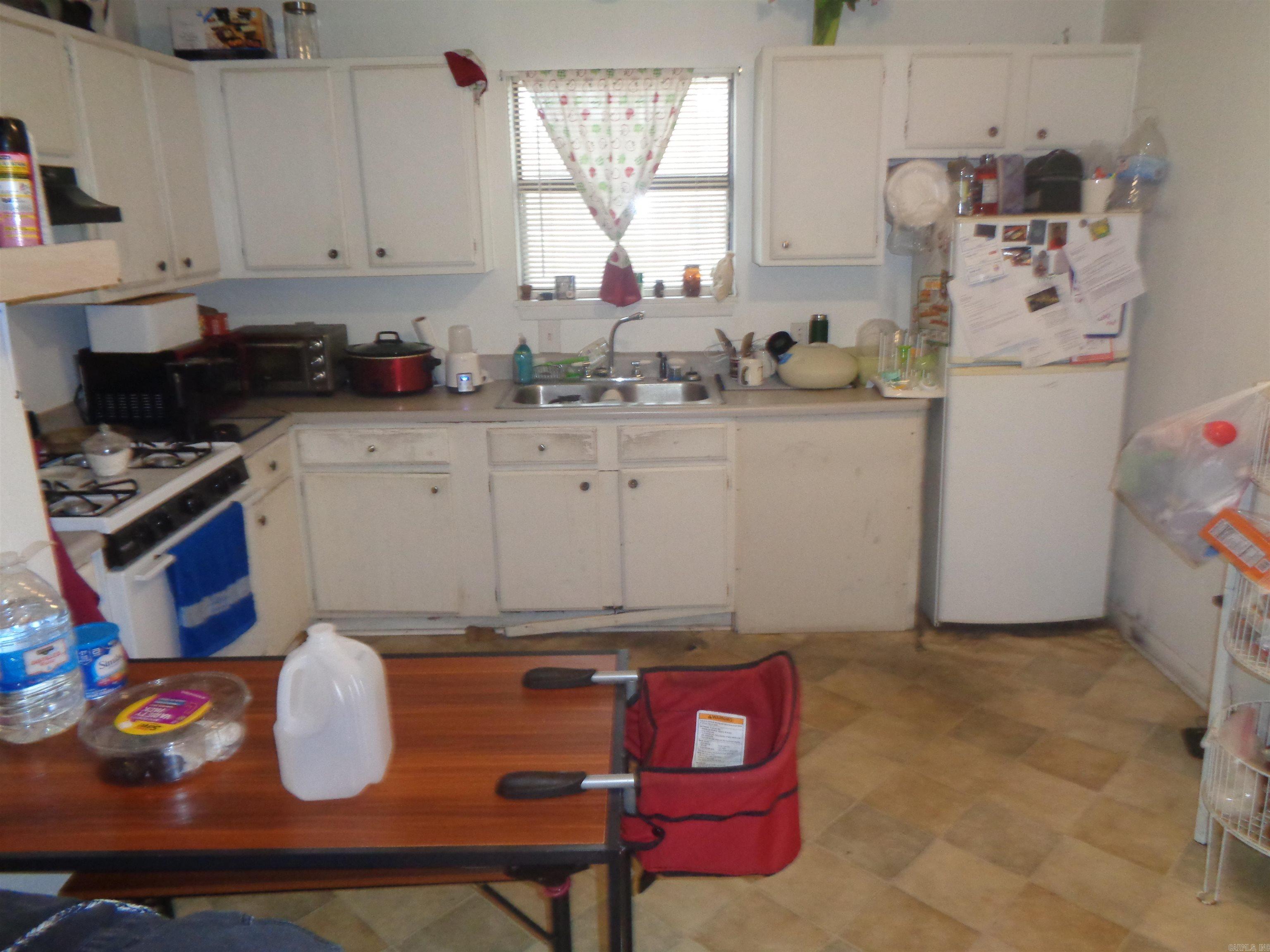 ROLLING PINES - Residential