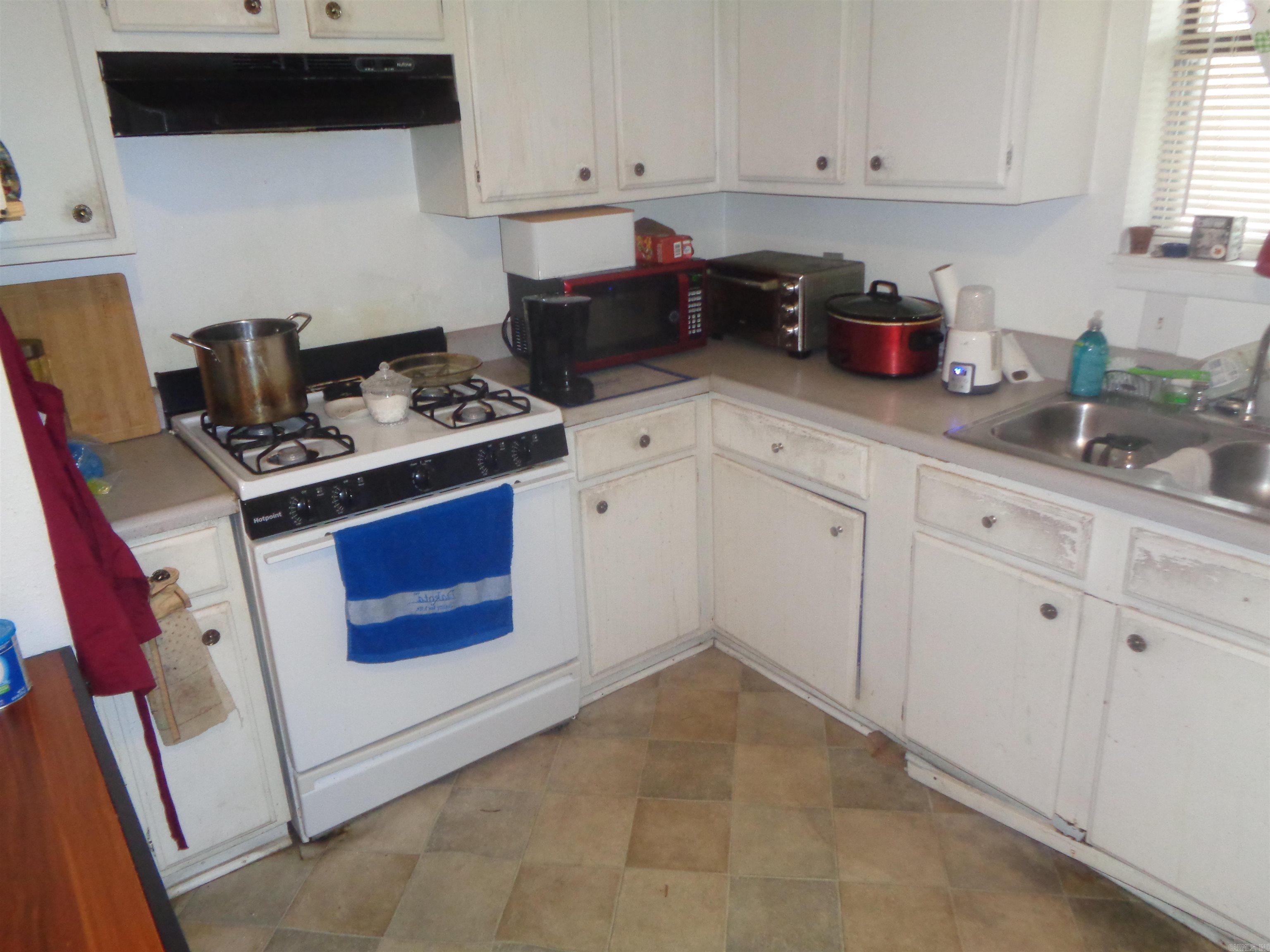 ROLLING PINES - Residential