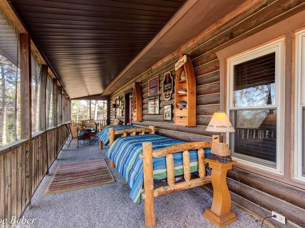 INDIAN HILLS - Residential