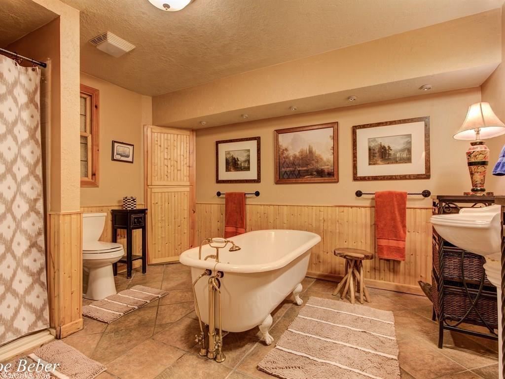 INDIAN HILLS - Residential