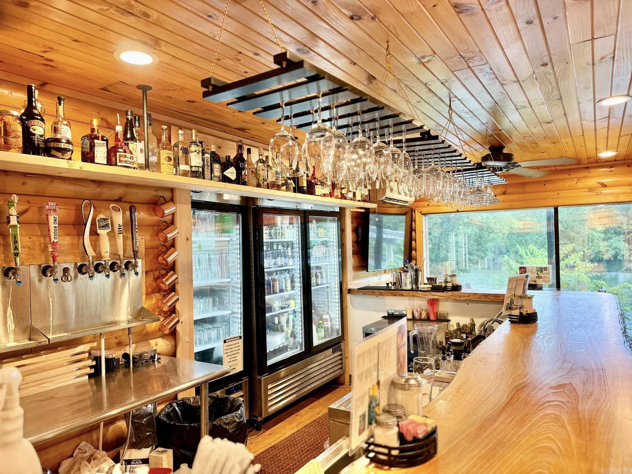 Metes & Bounds - Commercial Sale