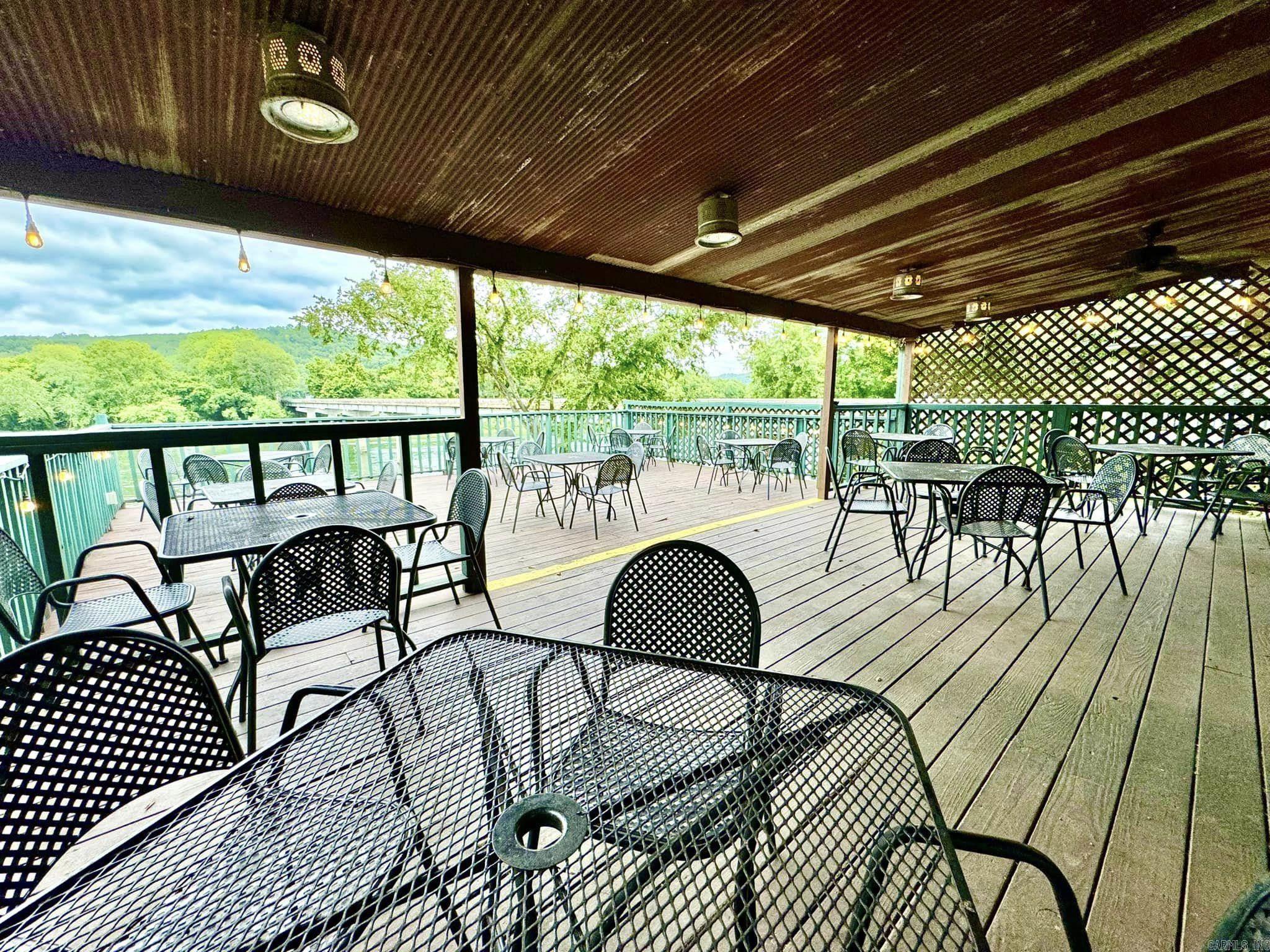 Metes & Bounds - Commercial Sale