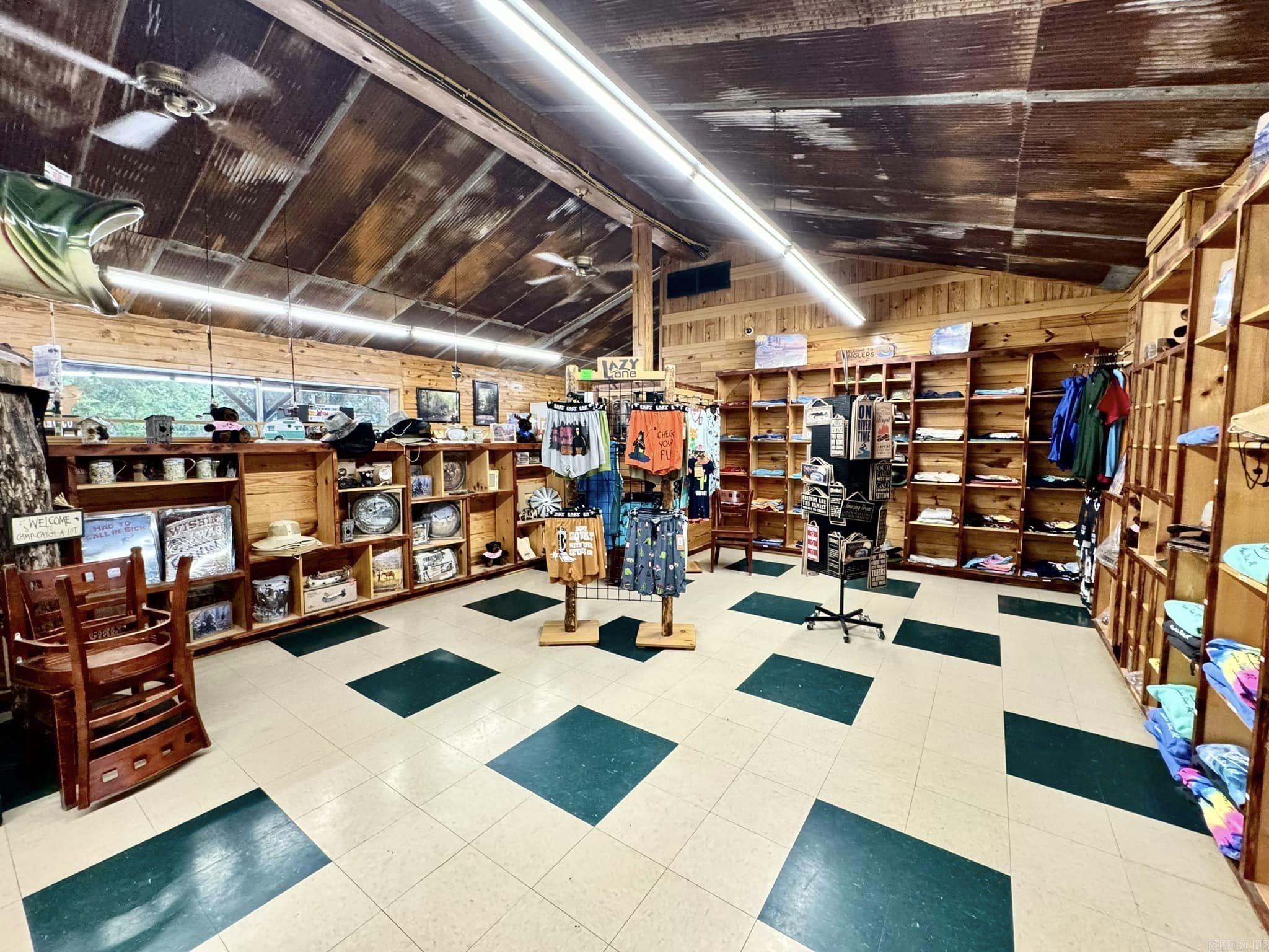 Metes & Bounds - Commercial Sale