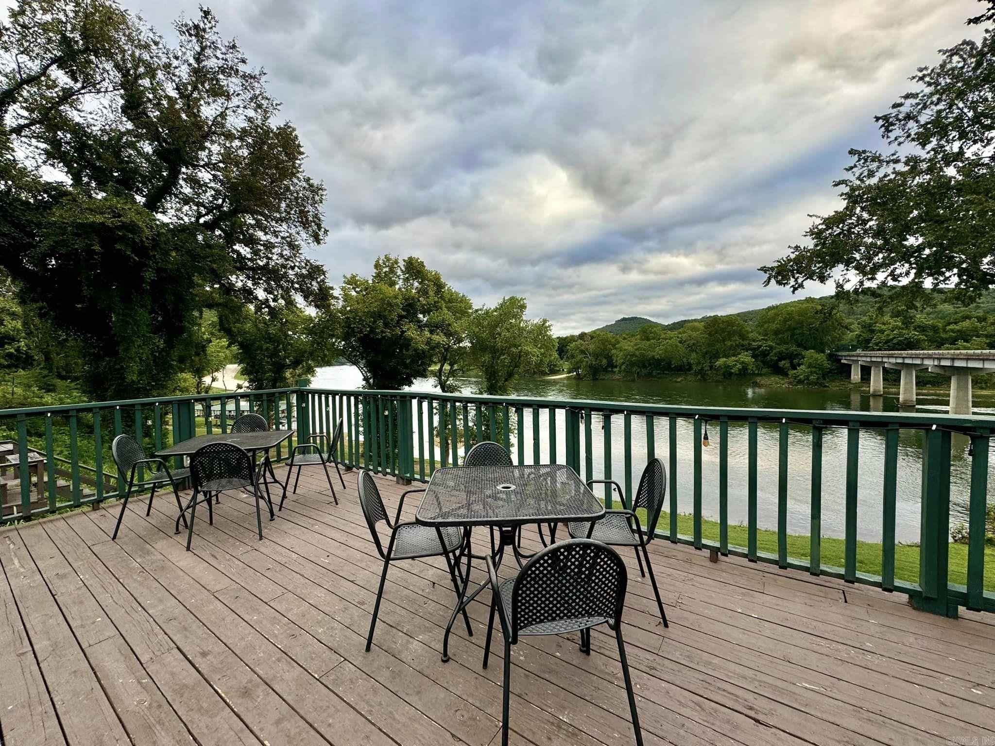 Metes & Bounds - Commercial Sale