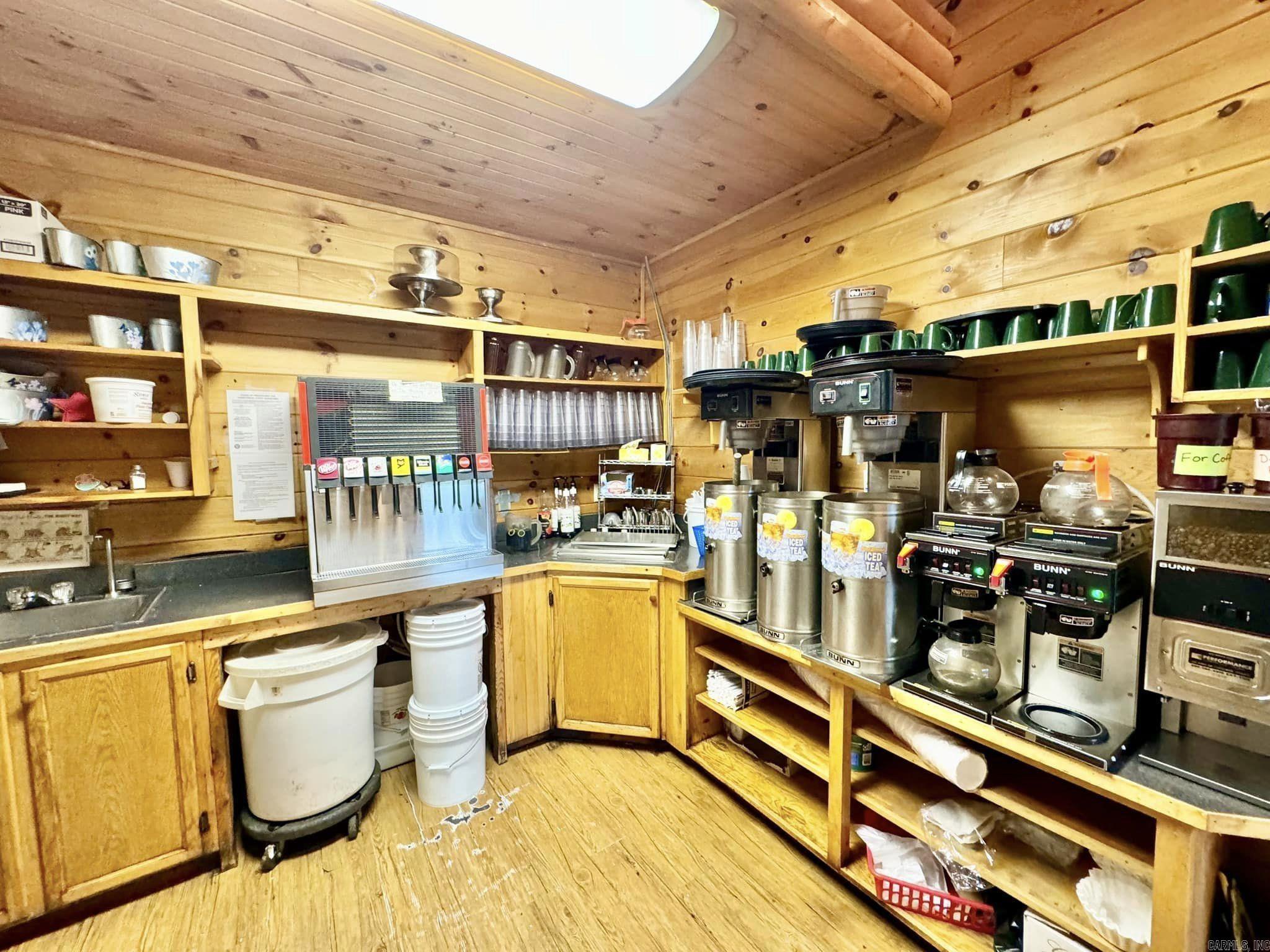 Metes & Bounds - Commercial Sale