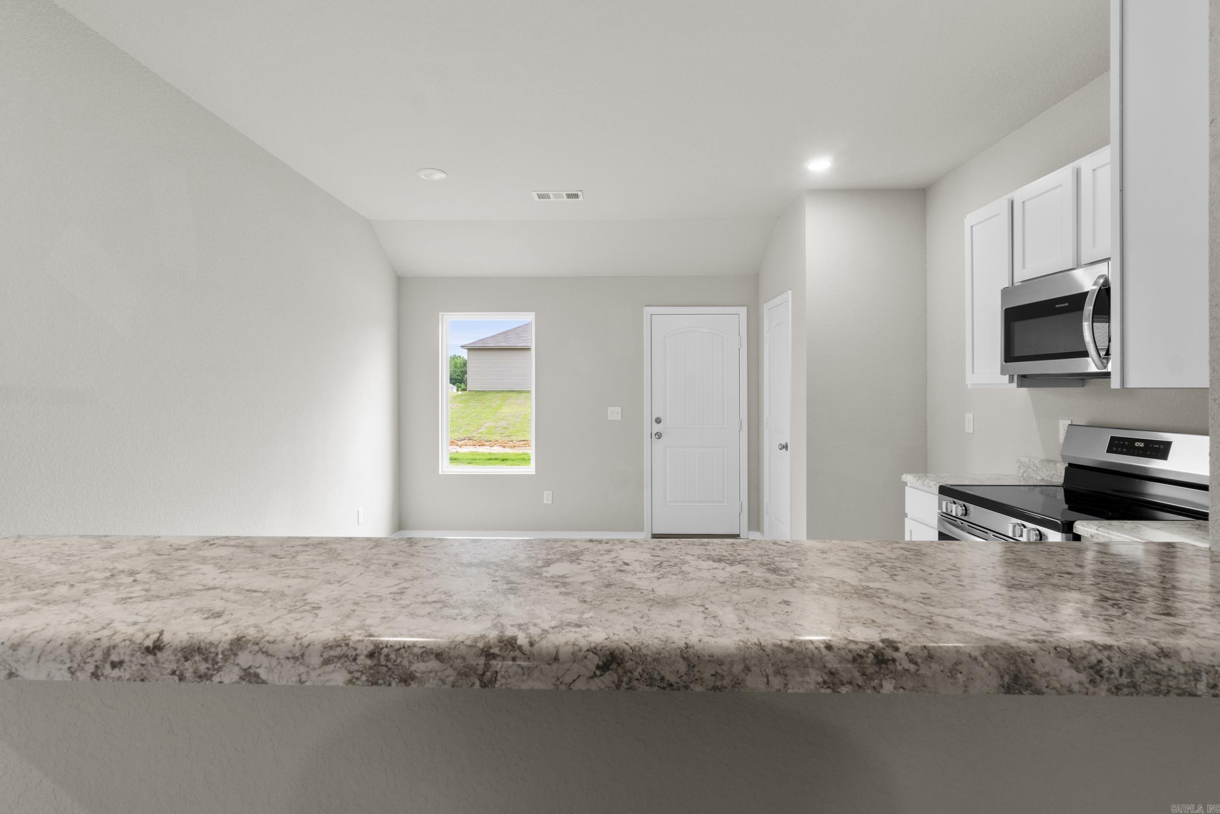 DEERFIELD ESTATES - Residential