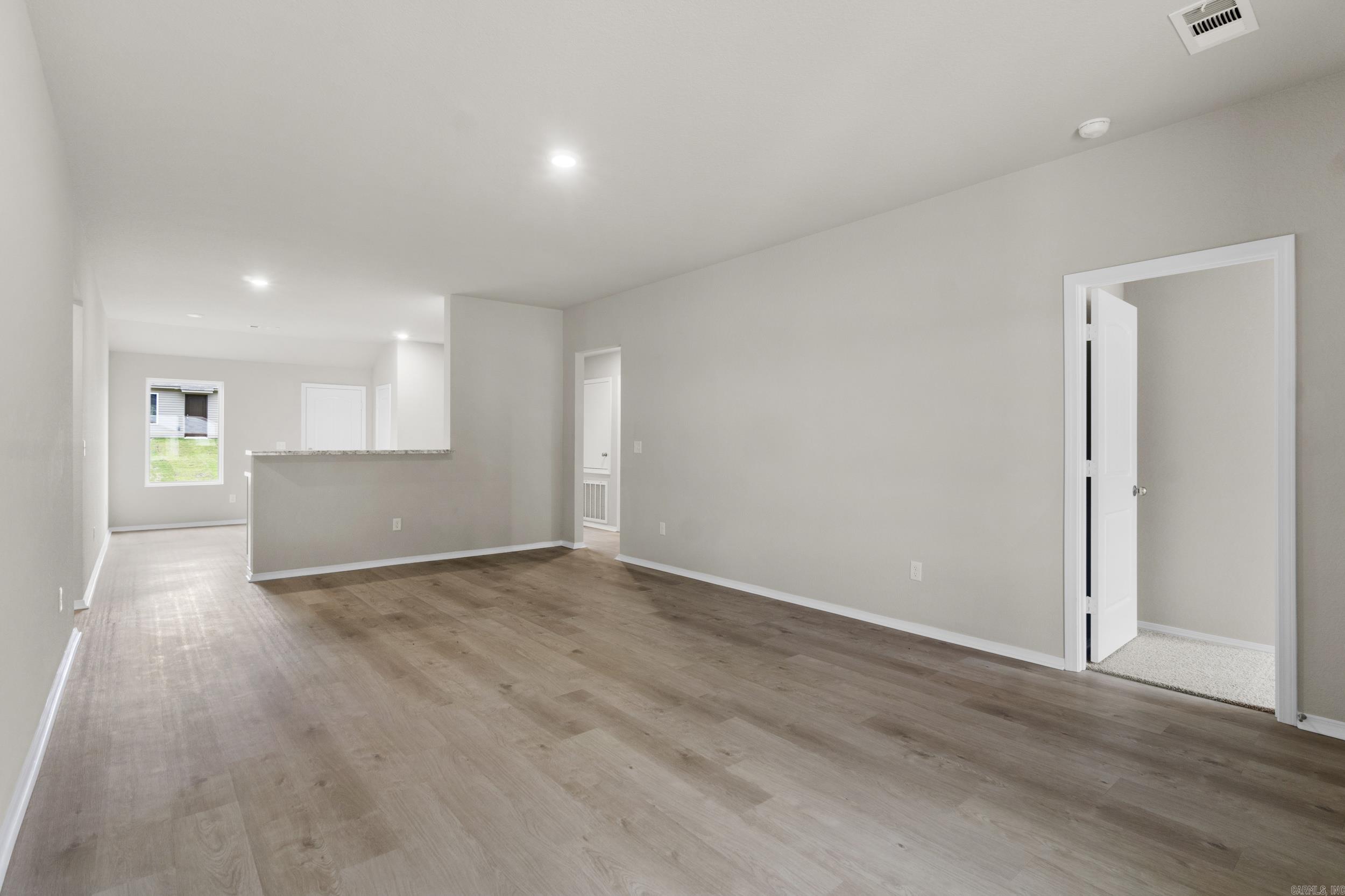 DEERFIELD ESTATES - Residential