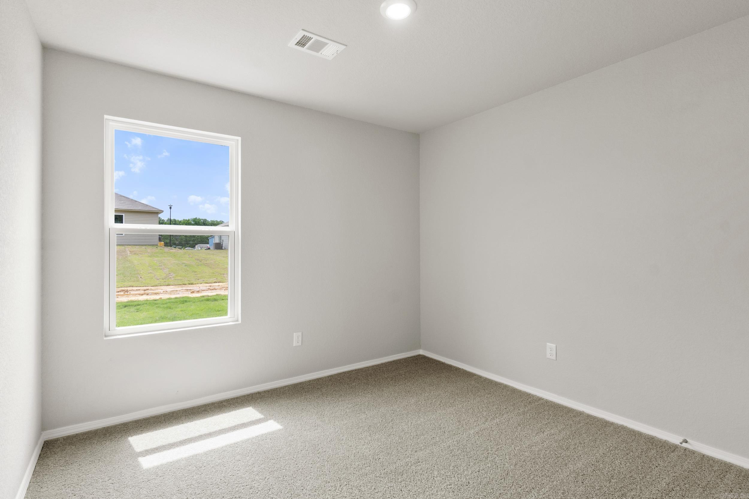 DEERFIELD ESTATES - Residential