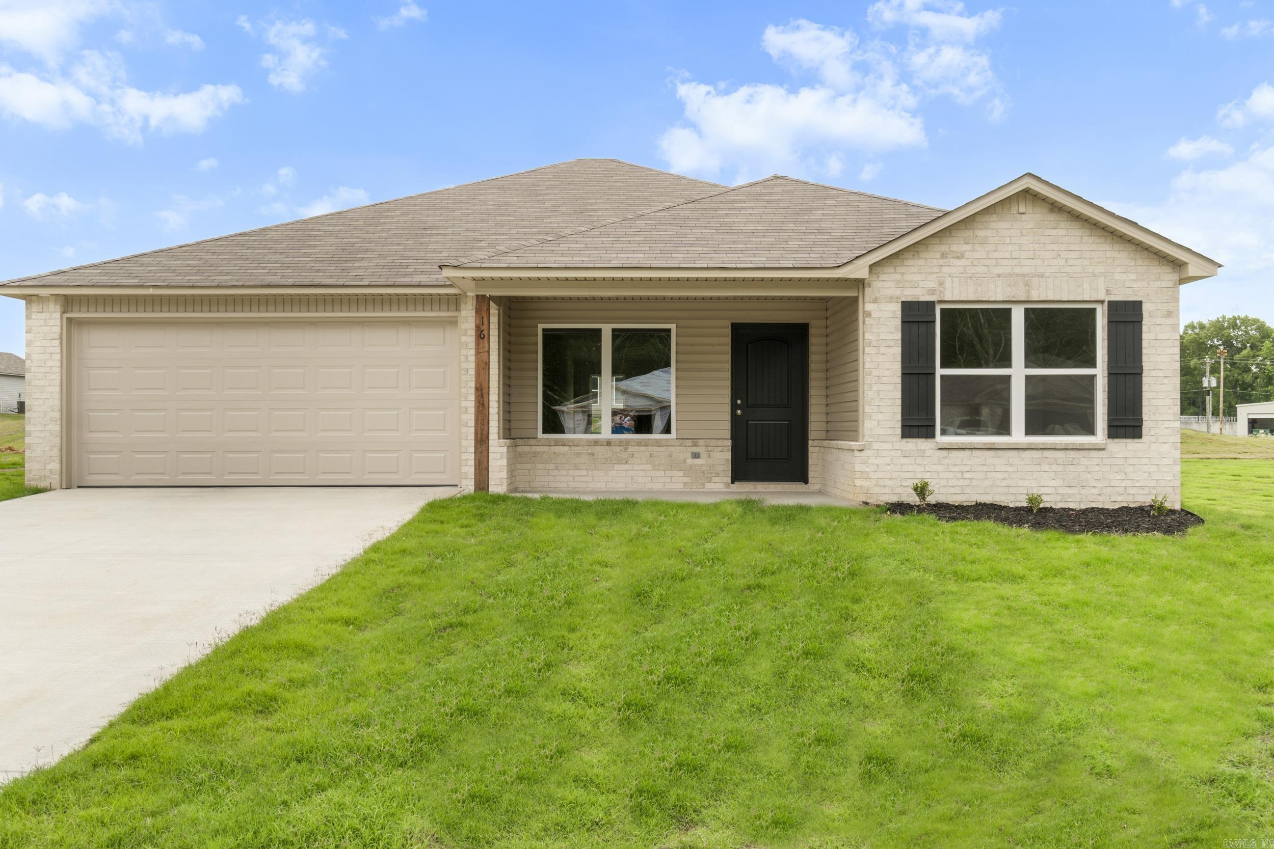 DEERFIELD ESTATES - Residential