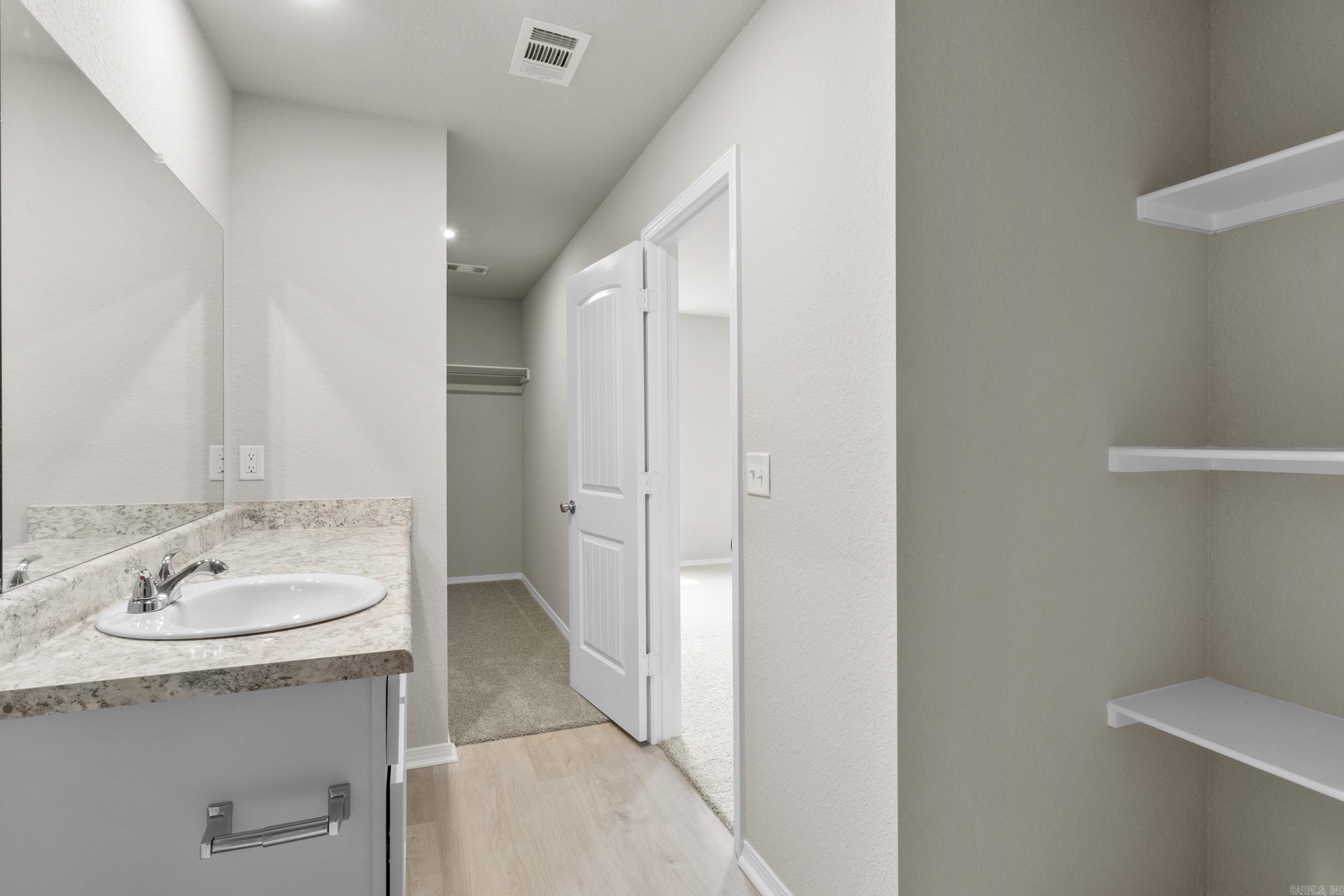 DEERFIELD ESTATES - Residential