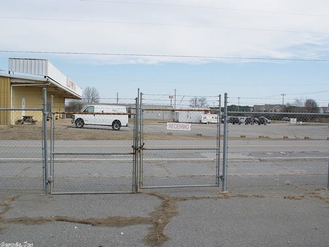 Searcy - Commercial Sale