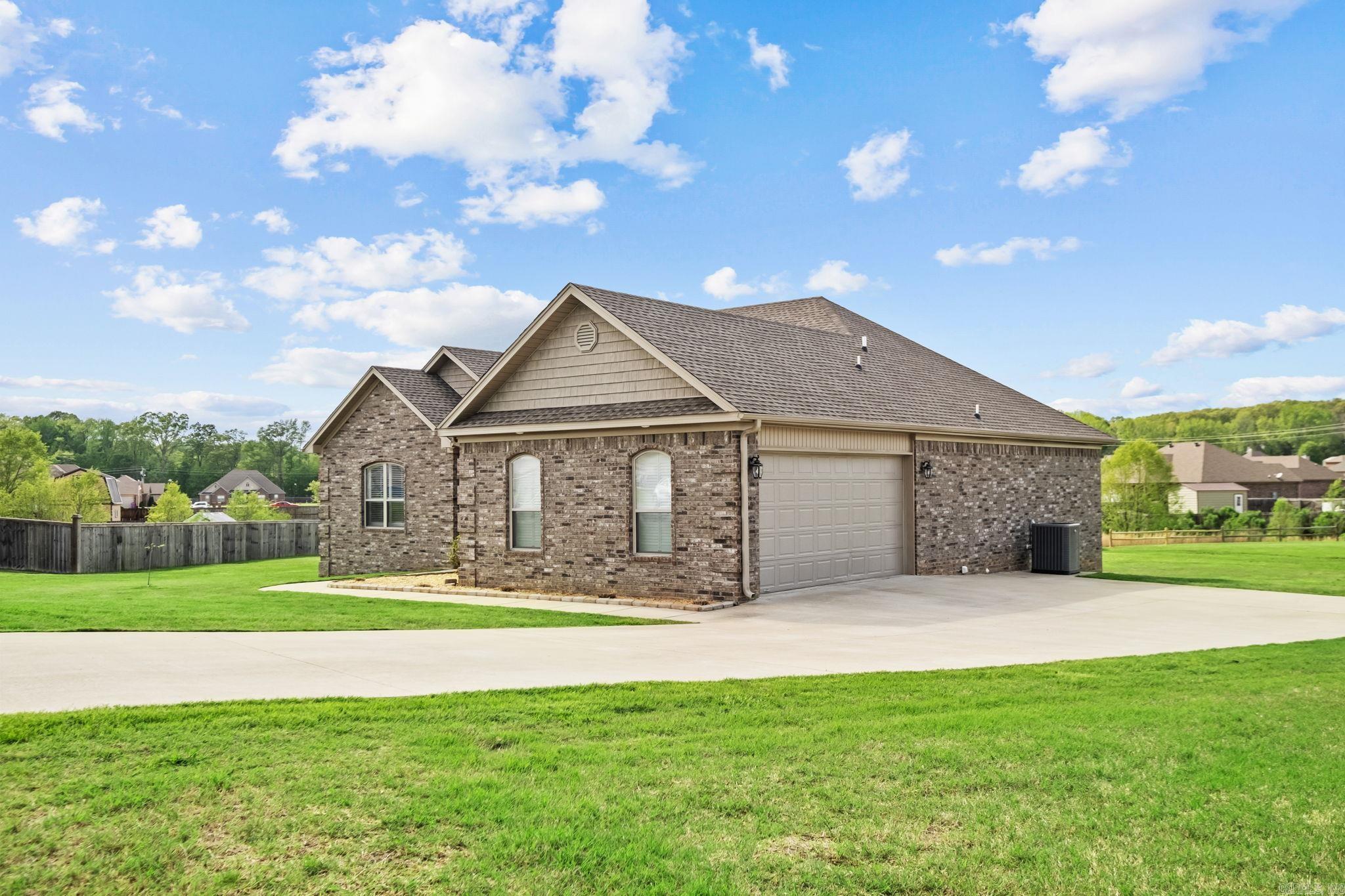 MOUNT TABOR ESTATES - Residential