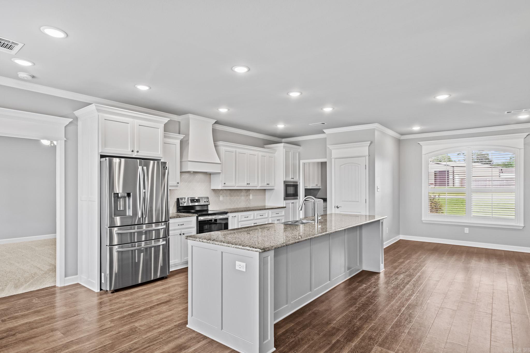 MOUNT TABOR ESTATES - Residential