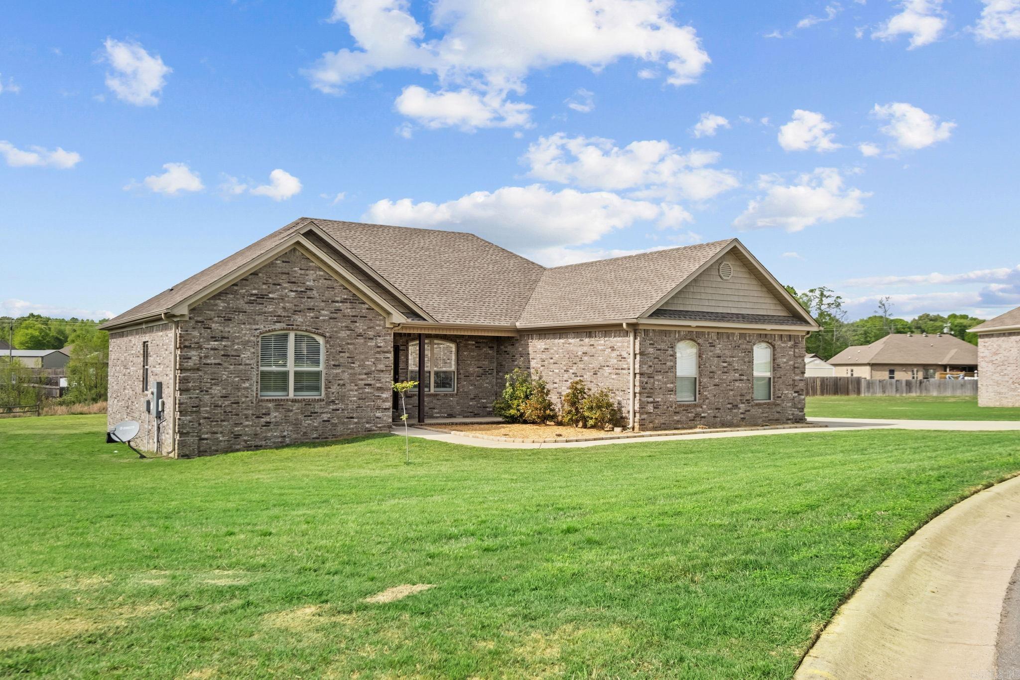 MOUNT TABOR ESTATES - Residential